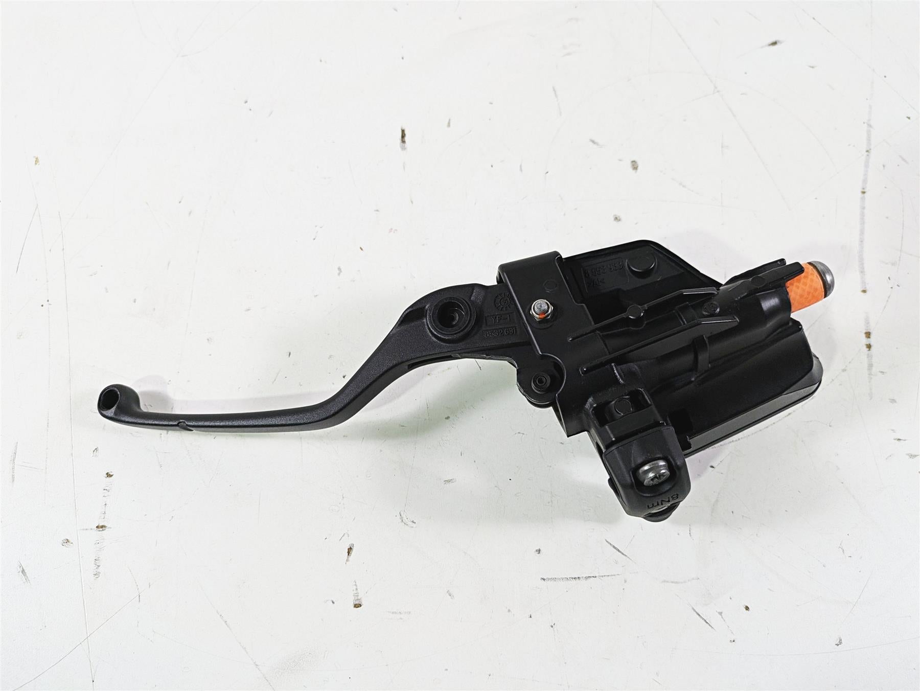 2016 BMW R1200GS GSW K50 Front Brake Master Cylinder 32728559604 {{ shop.shopifyCountryName }} - Mototech271
