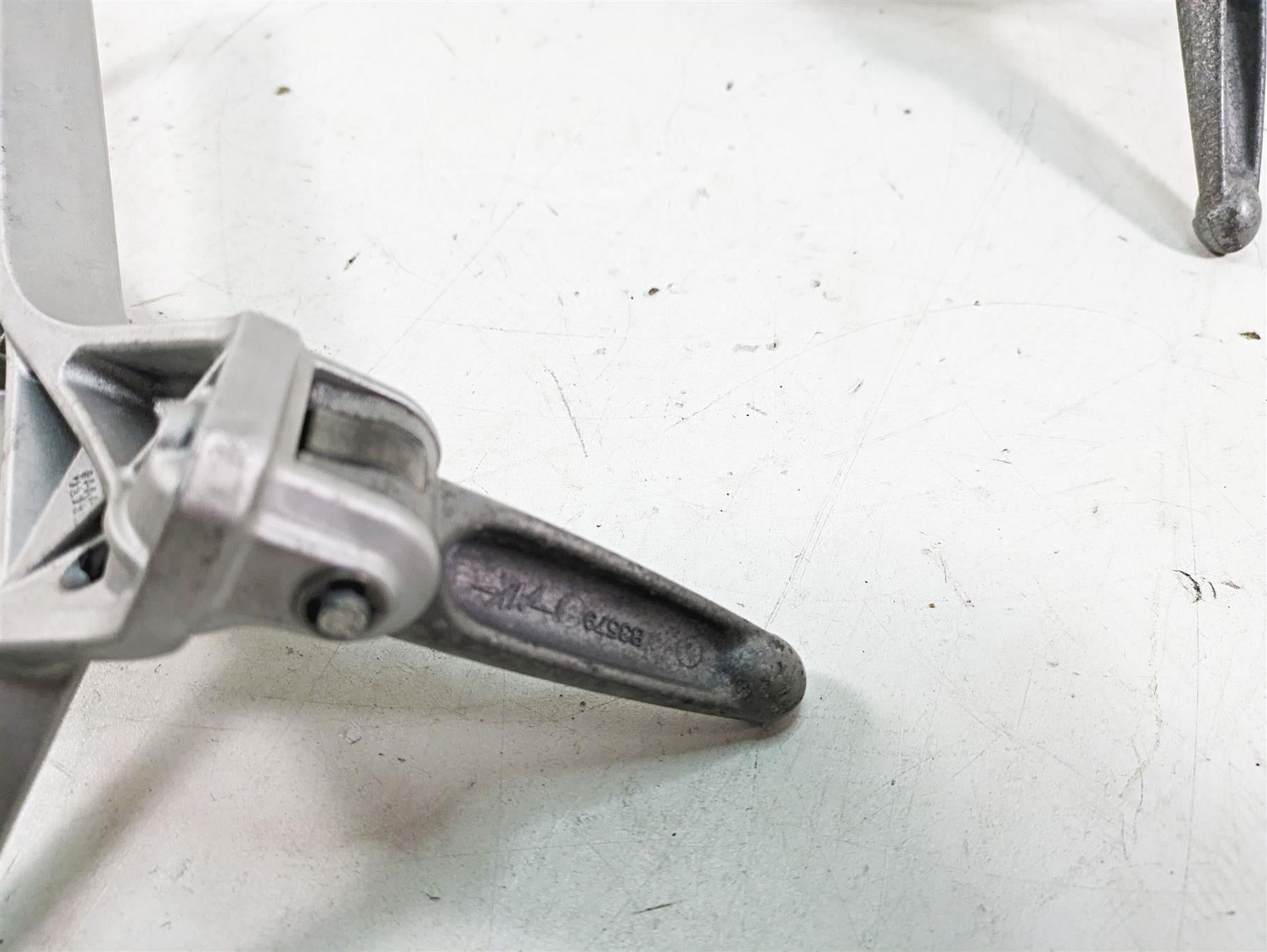 2013 MV Agusta F3 675 ERA Rear Passenger Footpeg Set 80A0B5659 8AA0B5660 {{ shop.shopifyCountryName }} - Mototech271