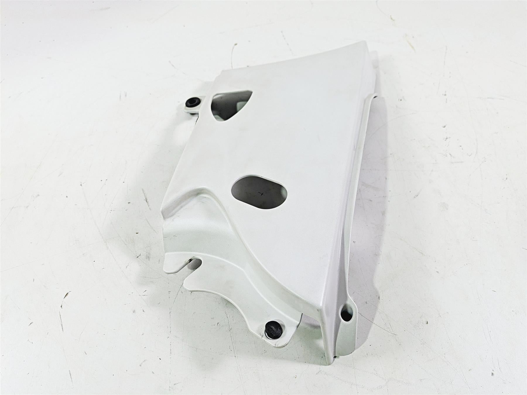 2018 Indian Chieftain Limited Right Lower Side Cover Fairing White Pearl 5450418 {{ shop.shopifyCountryName }} - Mototech271