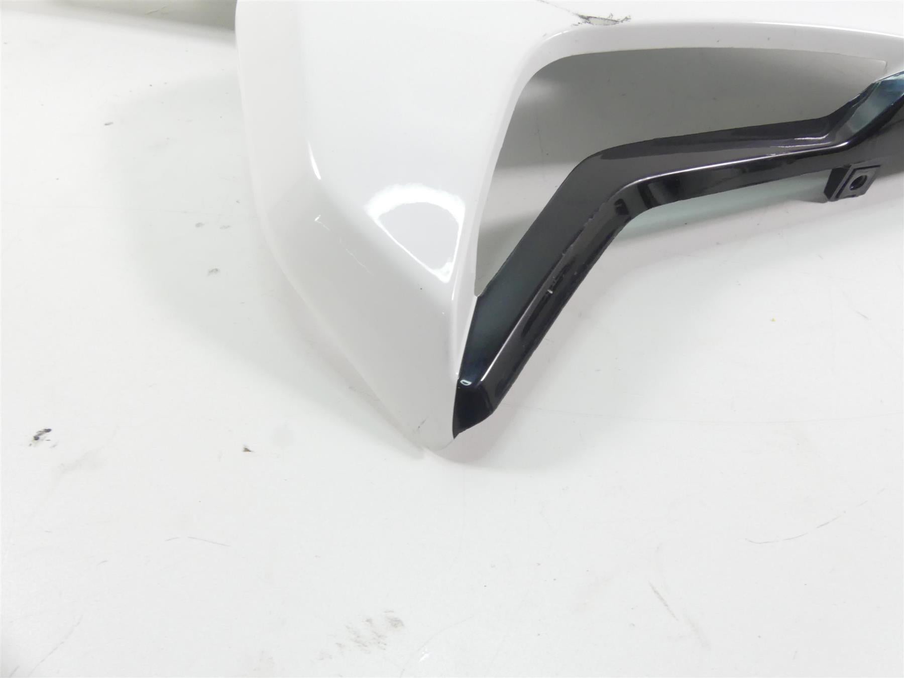 2014 Ducati Hypermotard 821 SP Right Side Tank Cover Fairing Cowl 48015691C {{ shop.shopifyCountryName }} - Mototech271