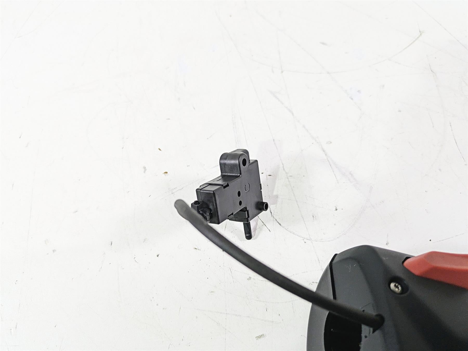 2020 Triumph Daytona 765 Moto2 Left Hand Control Switch T2044339 {{ shop.shopifyCountryName }} - Mototech271