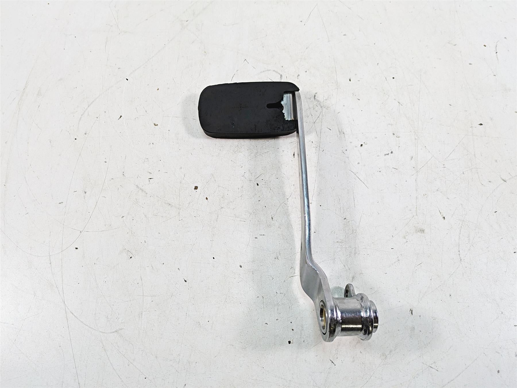 2006 Harley FLSTI Softail Heritage Right Foot Brake Lever Pedal 42597-00A {{ shop.shopifyCountryName }} - Mototech271