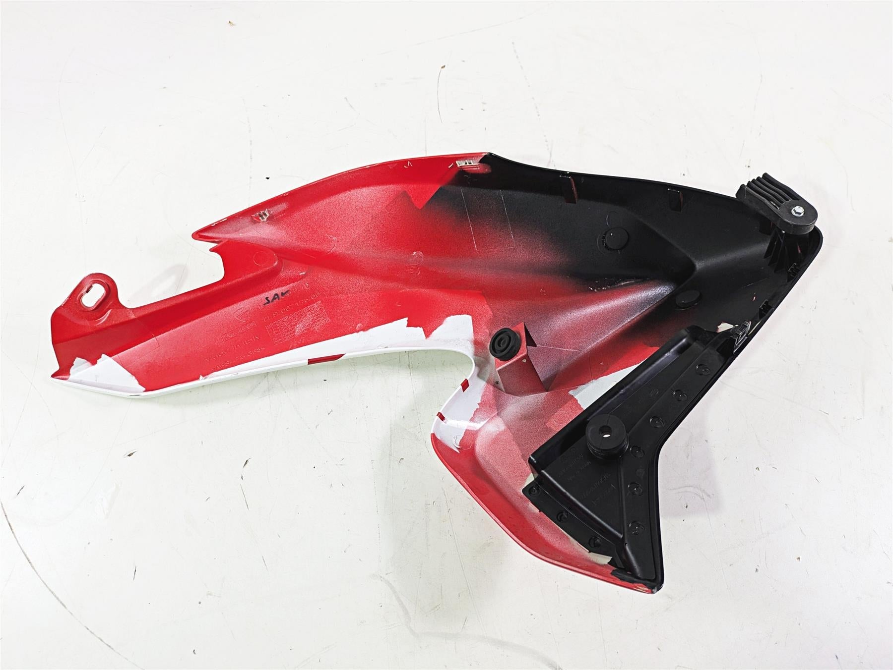 2018 Ducati Hypermotard 939 SP Left Tank Fairing Cover READ 480P5682CK {{ shop.shopifyCountryName }} - Mototech271