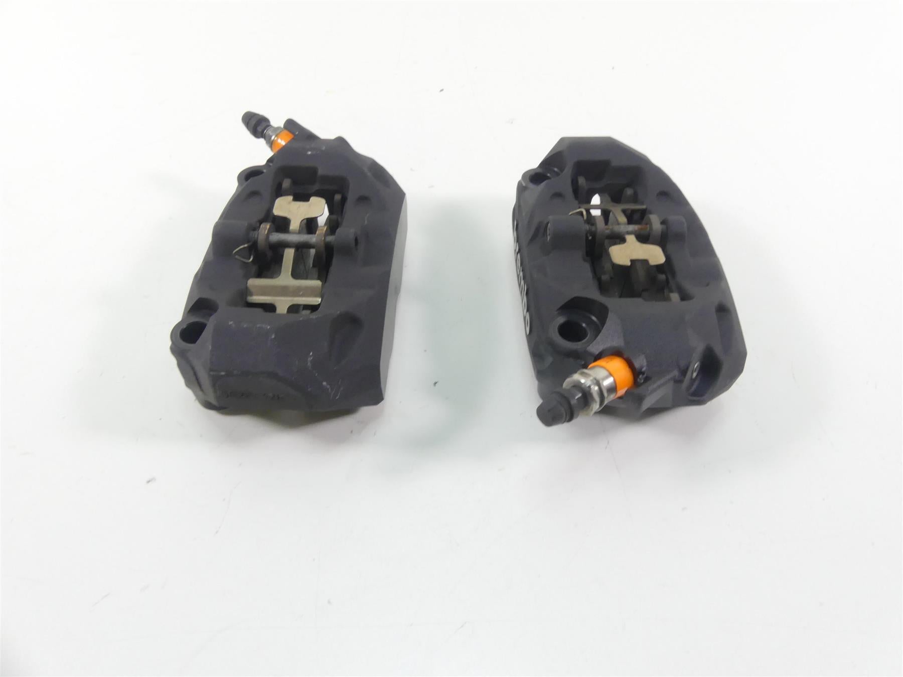 2016 BMW R nineT R9T K21 Front Brembo Brake Caliper Set 34118535161 34118535162 {{ shop.shopifyCountryName }} - Mototech271