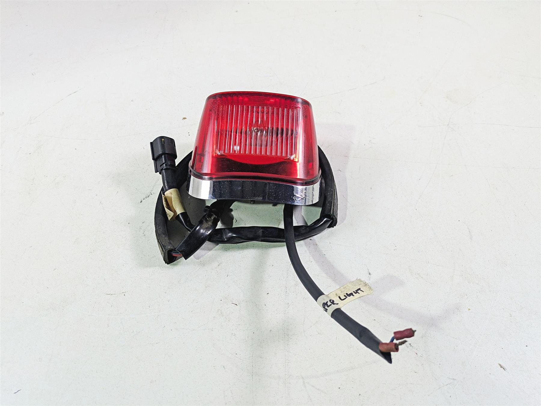 2015 Harley Touring FLHTKL Electra Glide Tail Light Taillight Lamp Read 68140-04 {{ shop.shopifyCountryName }} - Mototech271