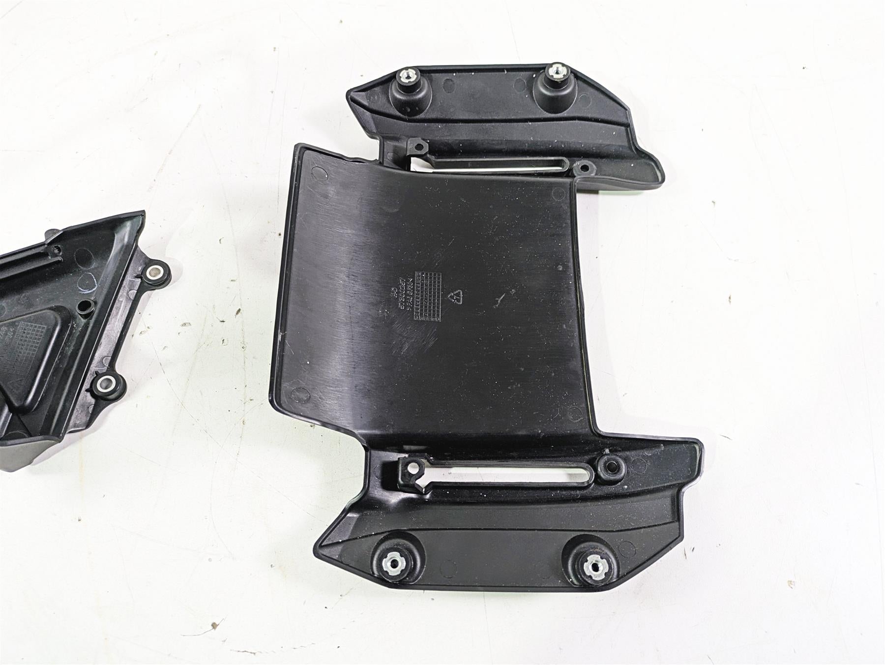 2022 Harley RA1250 S Pan America Gauges Holder Deflector Set 57300248 57300249 {{ shop.shopifyCountryName }} - Mototech271