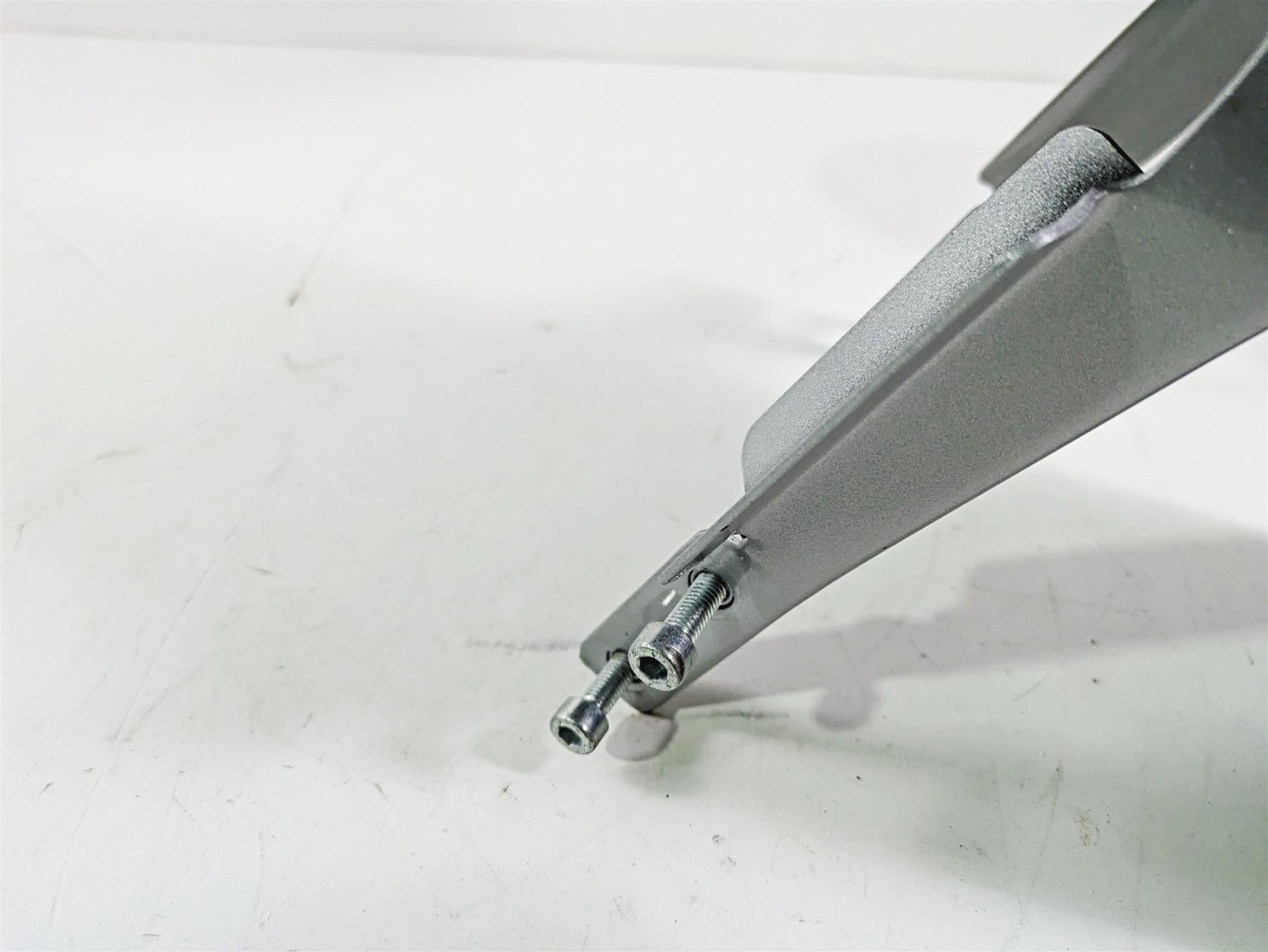 2006 Harley VRSCR Street V-Rod Front Fender & Bracket 59639-07BEO {{ shop.shopifyCountryName }} - Mototech271