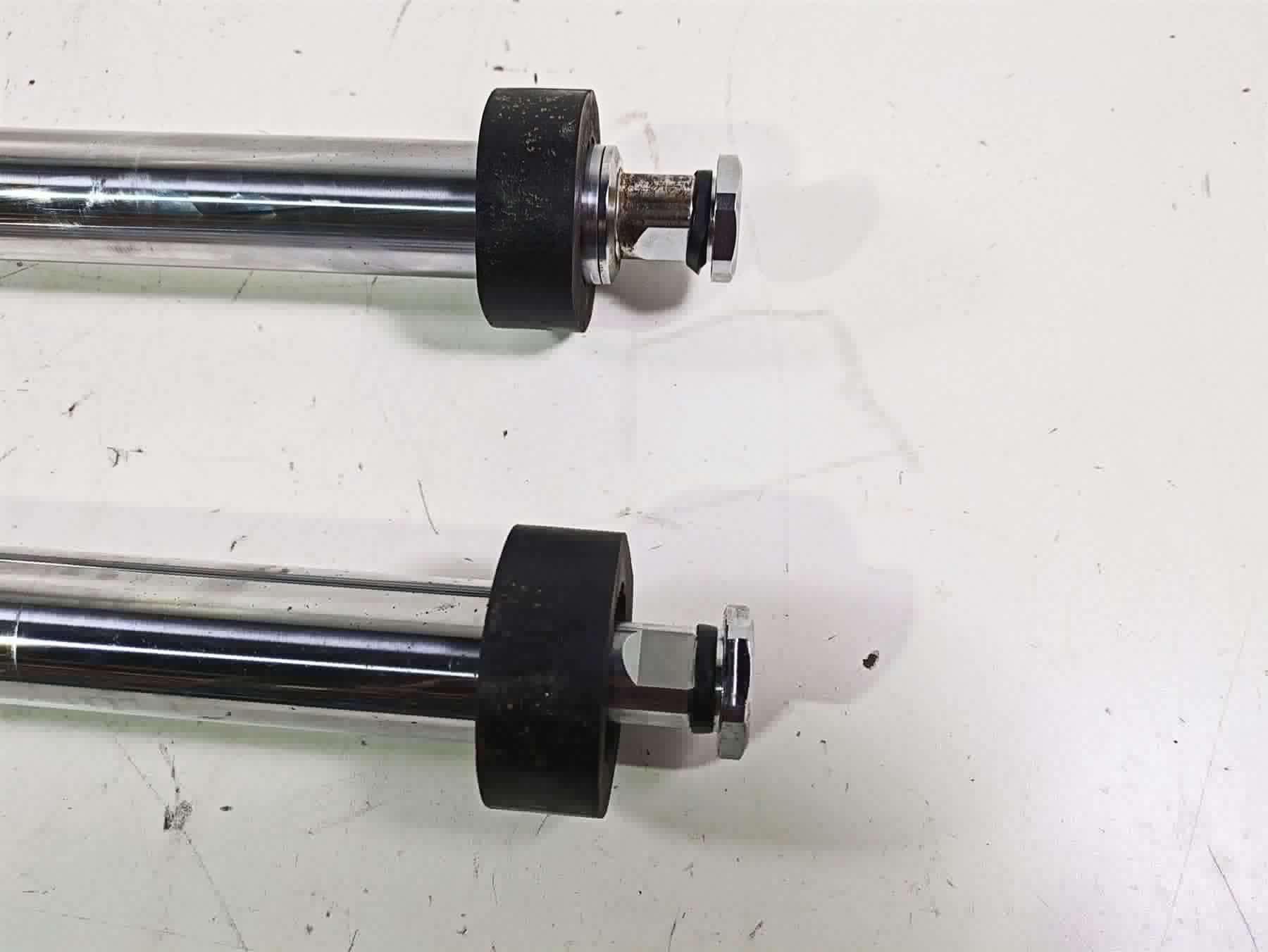2003 Harley Touring FLHTCUI 100TH E-Glide Chrome Front Fork Set 41mm 46495-02A {{ shop.shopifyCountryName }} - Mototech271