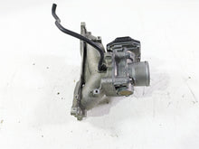 Load image into Gallery viewer, 2020 Triumph Street Scrambler 900 Throttle Body Fuel Injection T1243320
