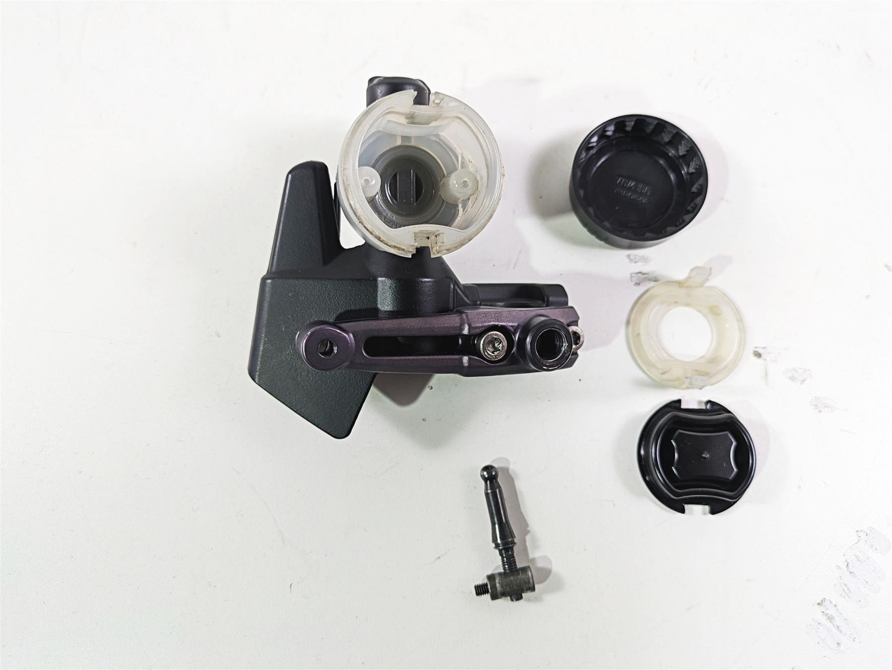 2006 BMW R1200GS K255 Adv Clutch Master Cylinder D=13mm 32727728852 {{ shop.shopifyCountryName }} - Mototech271