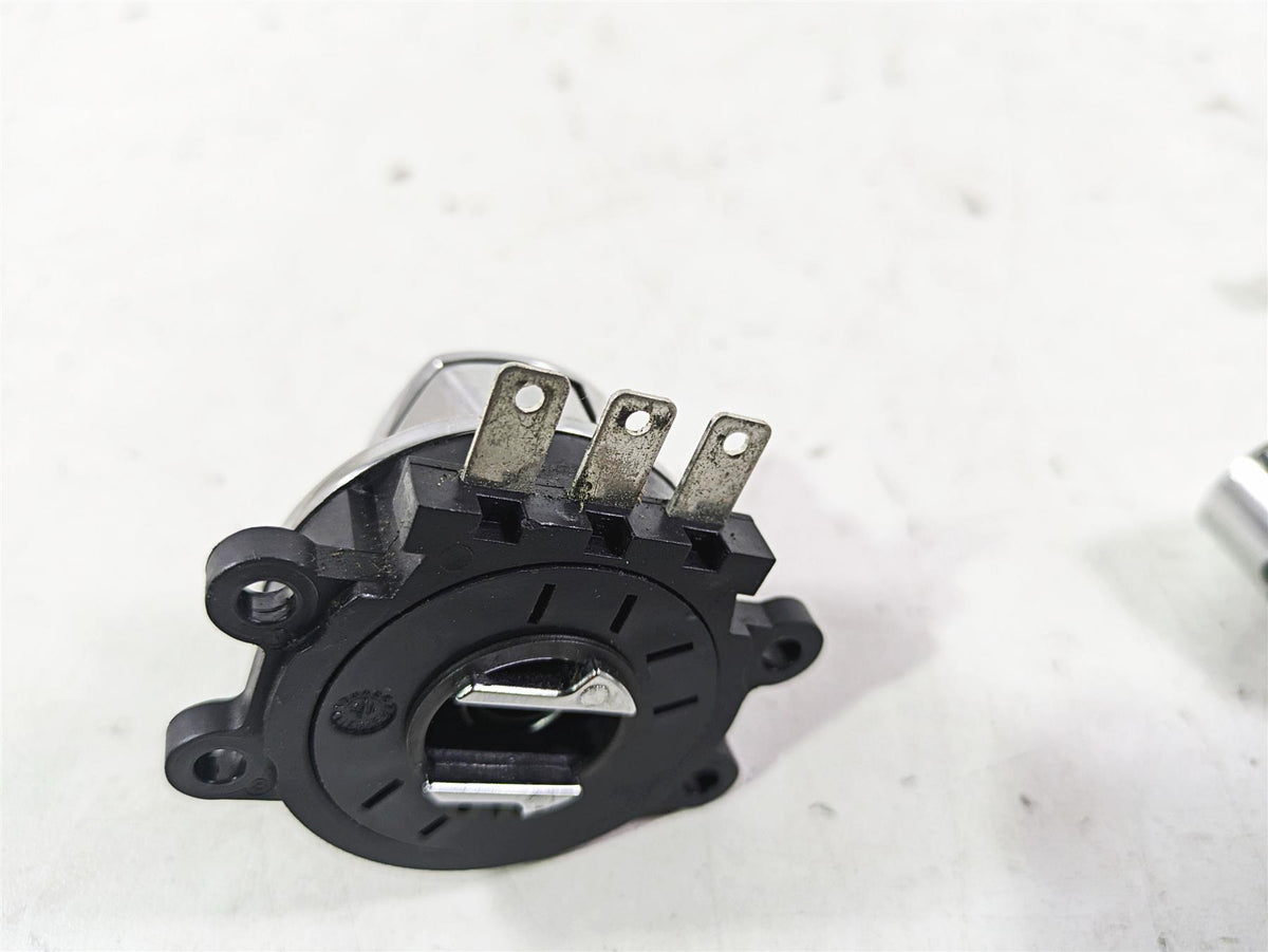 2005 Harley Softail FLSTFSE CVO Fat Boy Ignition Switch Key Lock Set 71450-04 {{ shop.shopifyCountryName }} - Mototech271