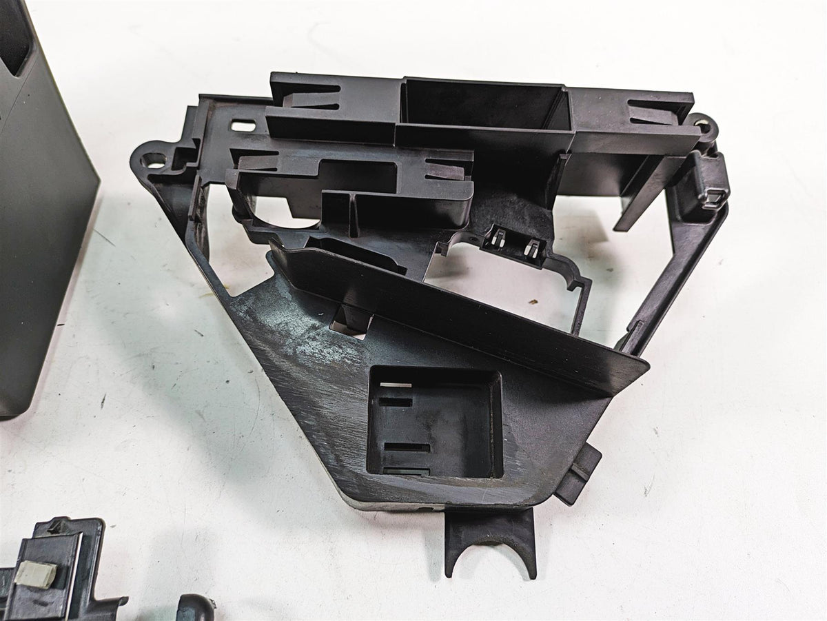 2018 Harley Touring FLHXSE CVO Street Glide Battery Tray & Holder Set 66000010A {{ shop.shopifyCountryName }} - Mototech271