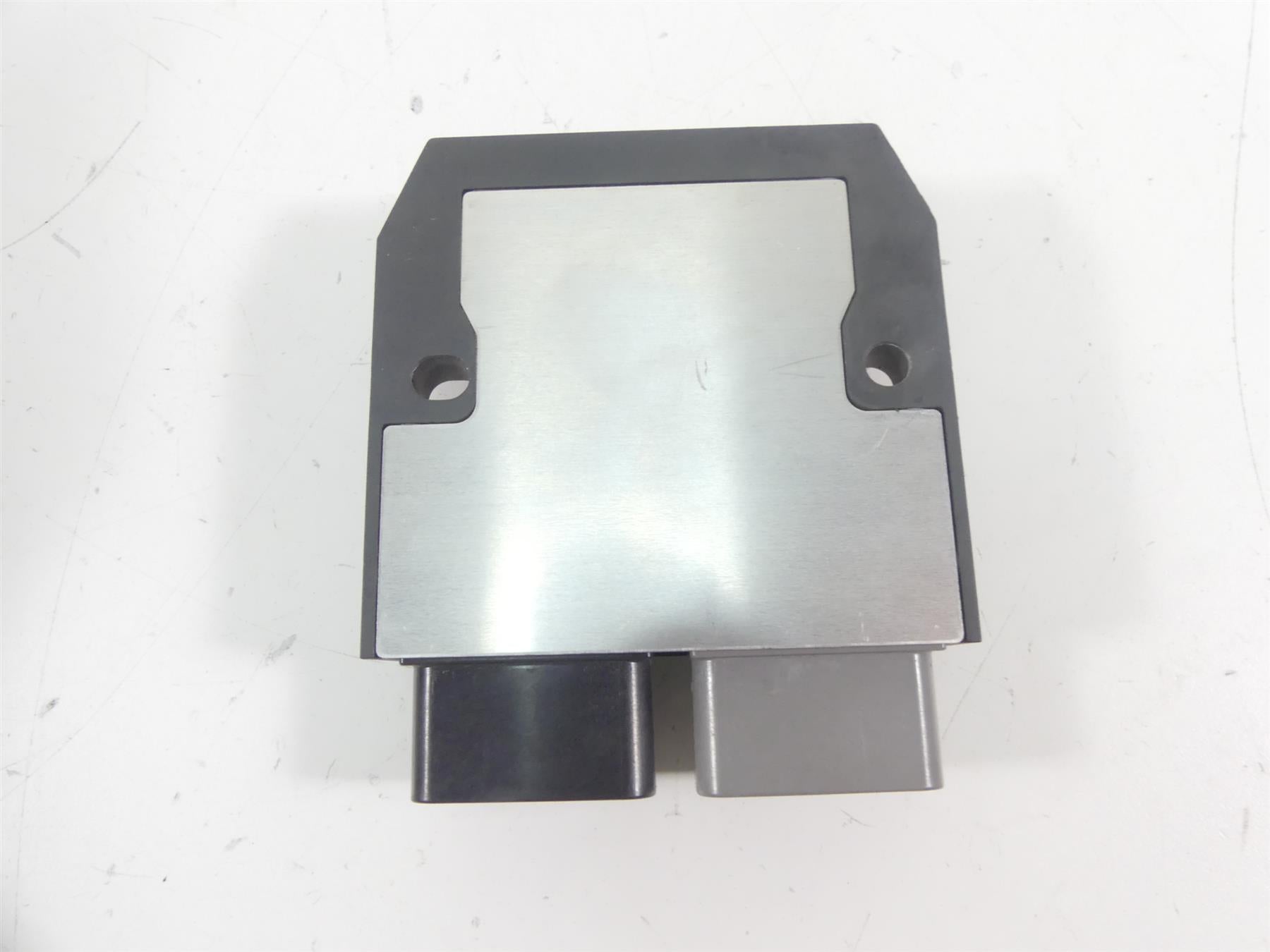 2013 Ducati Streetfighter 848 Rectifier Voltage Regulator 54040191A FH020AA {{ shop.shopifyCountryName }} - Mototech271