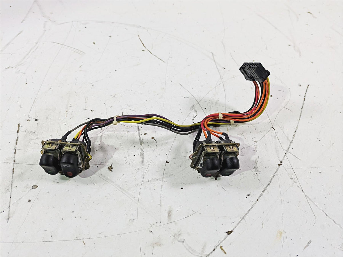 2003 Harley Touring FLHTCUI E-Glide 100th Auxiliary Switch Set 70271-98 {{ shop.shopifyCountryName }} - Mototech271