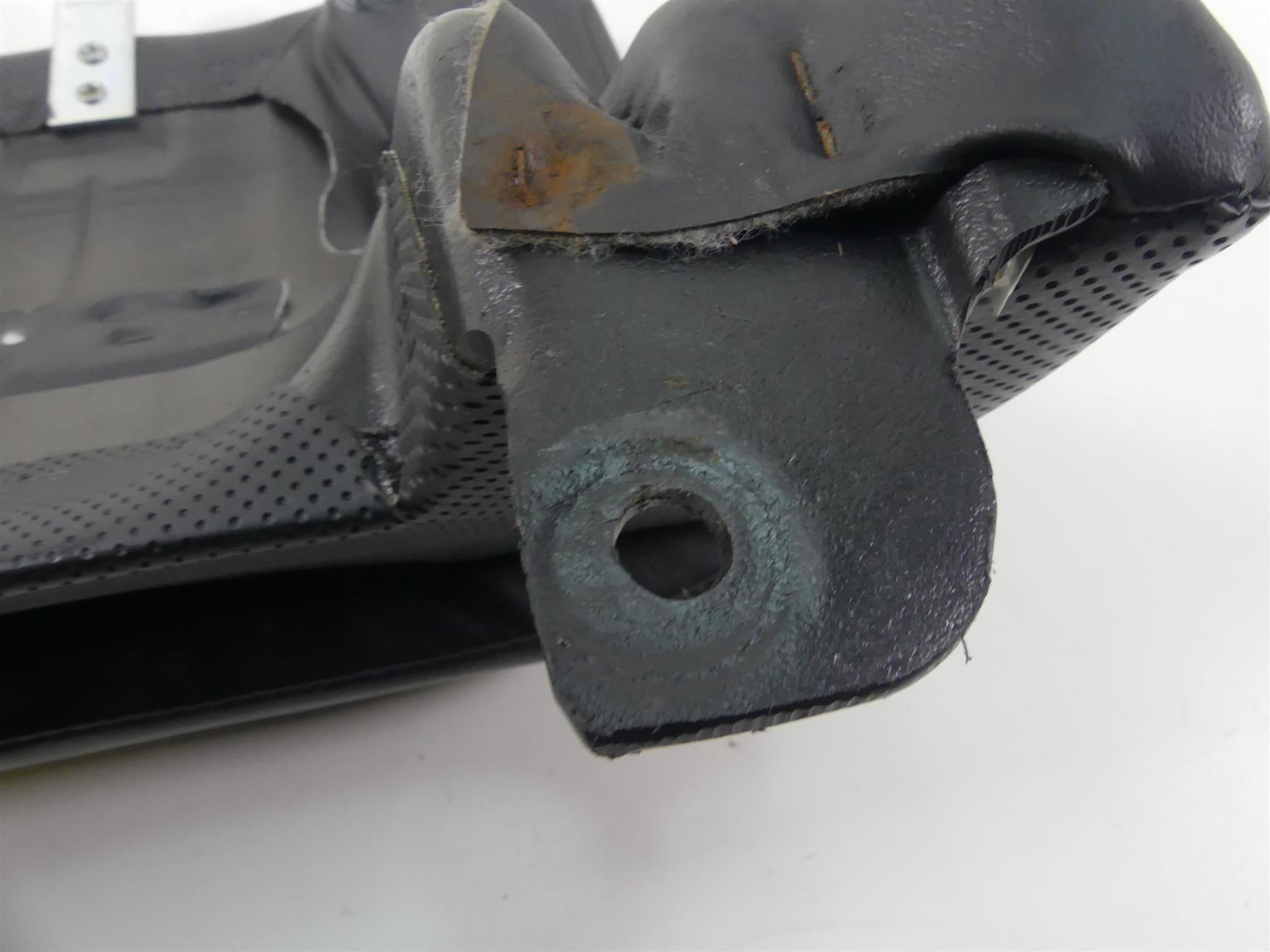 2011 Harley VRSCF Muscle Rod Nice Rear Passenger Seat Saddle Pillion 52438-09 {{ shop.shopifyCountryName }} - Mototech271