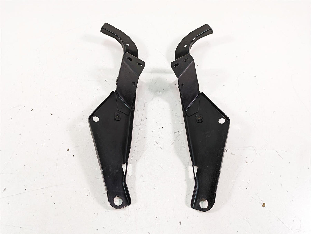 2008 Harley FLHTCU Electra Glide Front Fairing Mounts Bracket Set 58478-96B {{ shop.shopifyCountryName }} - Mototech271