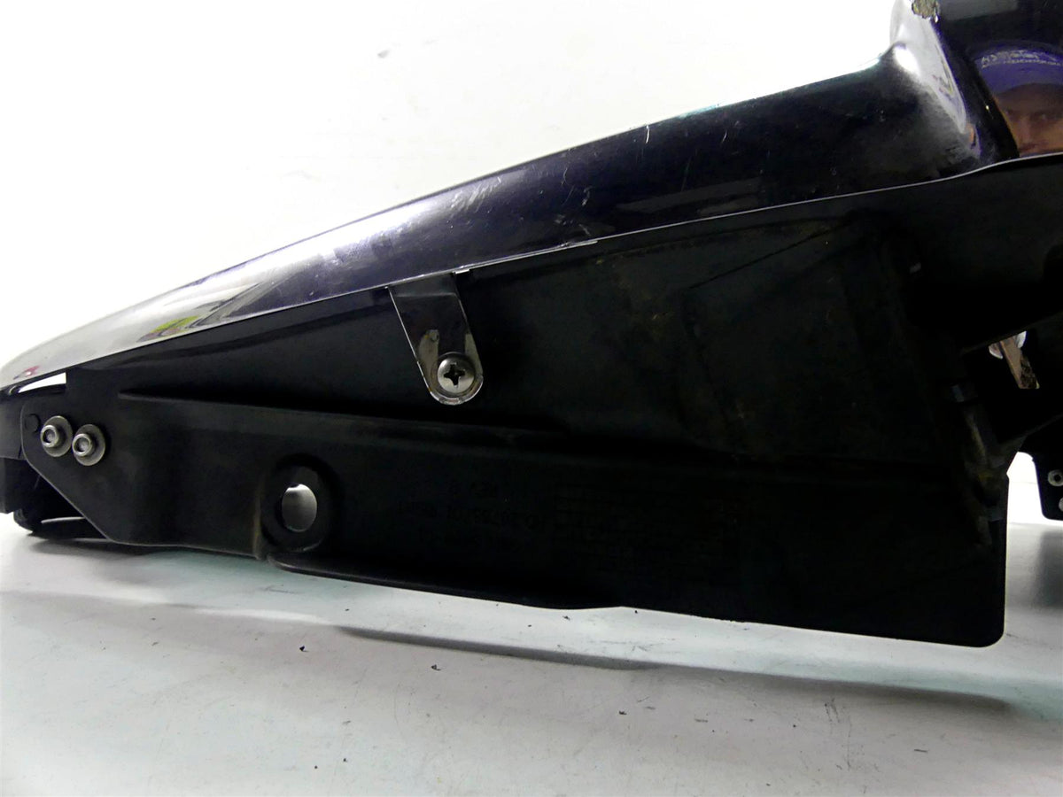 2005 Harley VRSCSE CVO V-Rod Radiator Center Cover Fairing Cowl 26788-01 {{ shop.shopifyCountryName }} - Mototech271