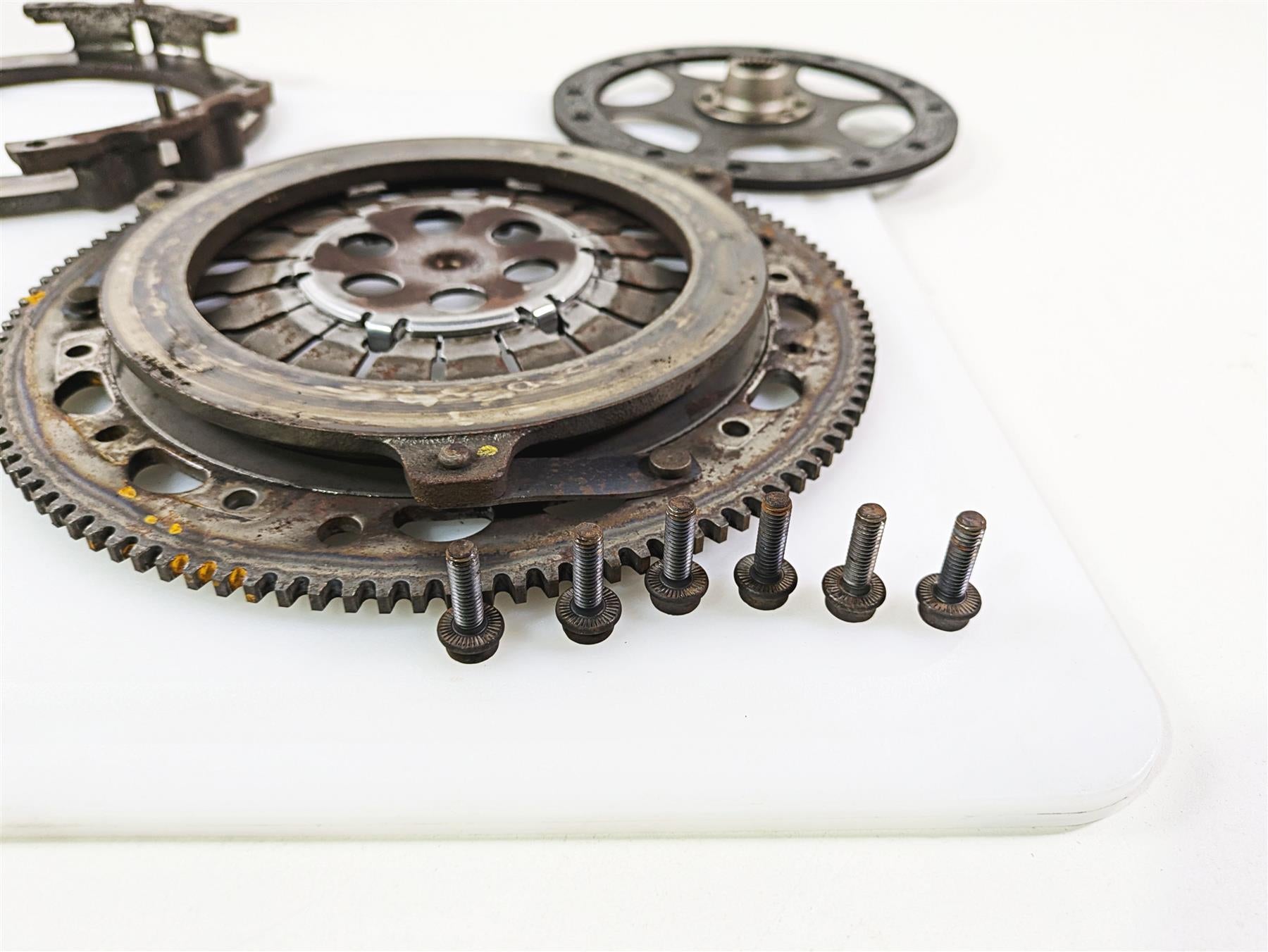 2010 BMW R1200RT K26 Clutch Pressure Plate Friction Disc Set 21217697737 {{ shop.shopifyCountryName }} - Mototech271