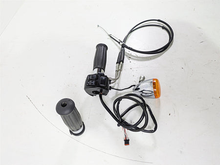 2015 Harley FXDL Dyna Low Rider Right Hand Control Switch 72944-12 {{ shop.shopifyCountryName }} - Mototech271