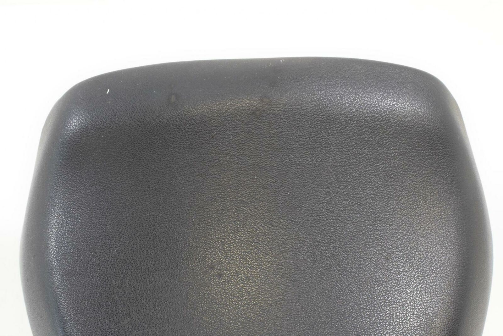 1998 Suzuki GSXR1100 GSXR 1100 Front Rider Seat Saddle 45100-46E00-58R {{ shop.shopifyCountryName }} - Mototech271