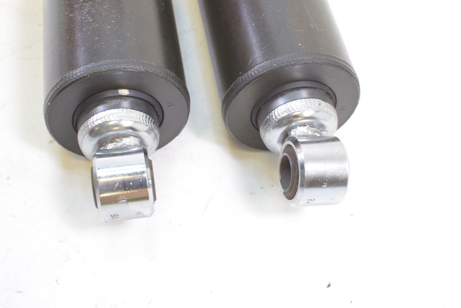 2006 Harley FLSTI Softail Heritage Rear Suspension Shock Set 54508-00B {{ shop.shopifyCountryName }} - Mototech271