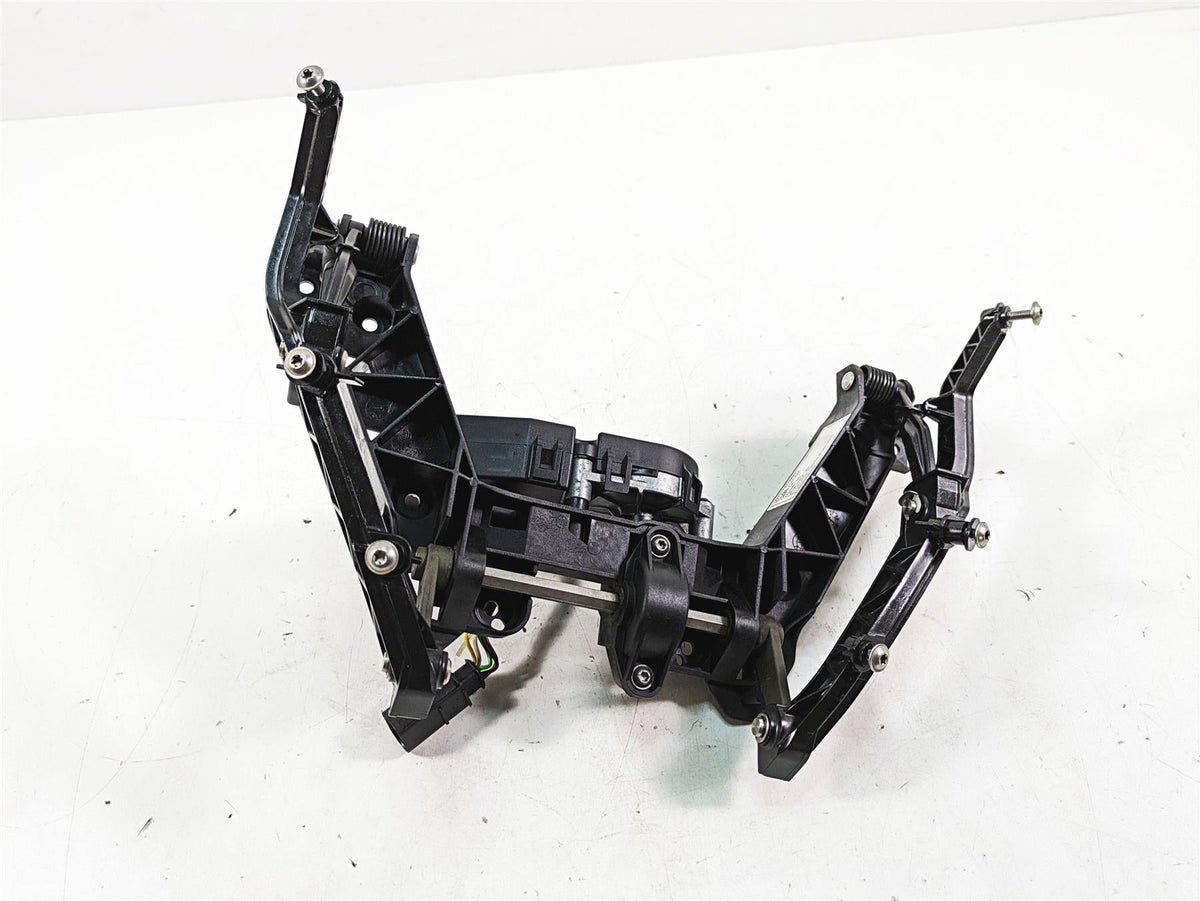 2007 BMW R1200RT K26 Windshield Screen Adjuster Motor + Mount 46637681433 {{ shop.shopifyCountryName }} - Mototech271