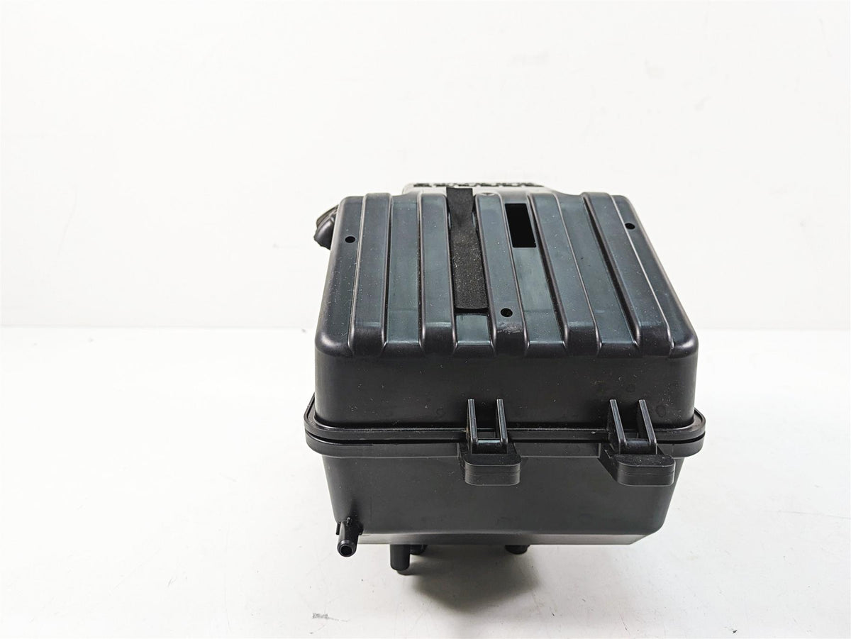 2020 Moto Guzzi V85 TT Adventure Air Box Cleaner Breather Filter 2B004460 {{ shop.shopifyCountryName }} - Mototech271