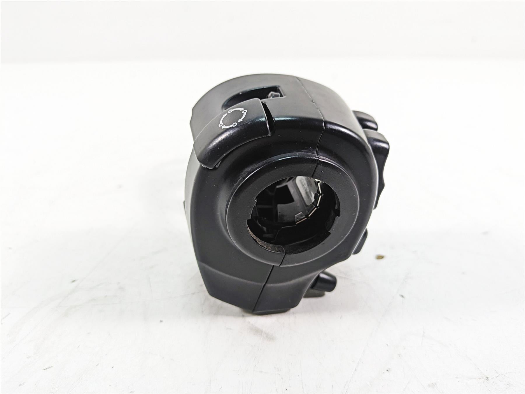 2014 Harley Touring FLHTK Electra Glide Left Hand Control Switch 71500128B {{ shop.shopifyCountryName }} - Mototech271