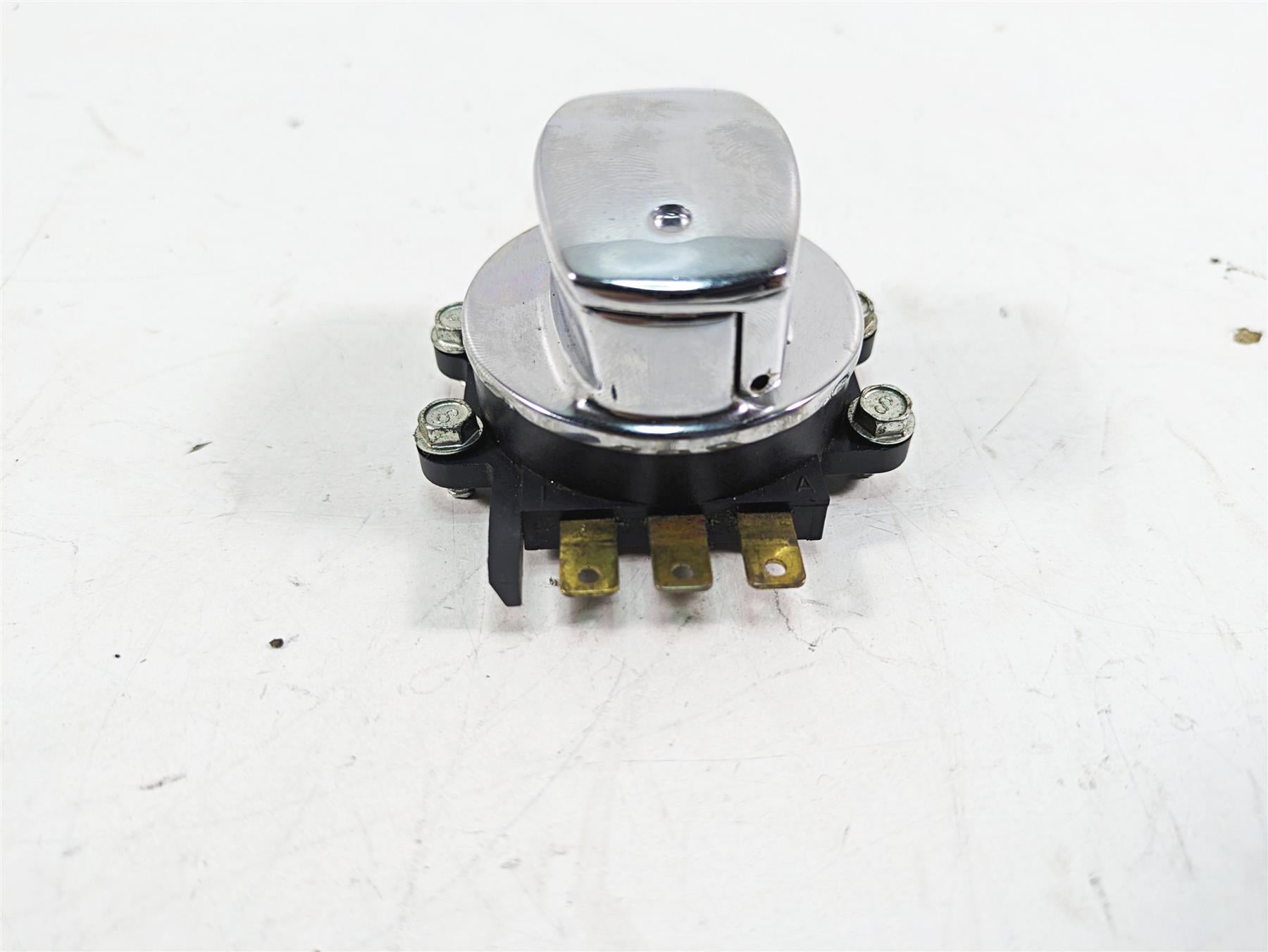 2000 Harley FXSTS Softail Springer Ignition Switch Key Lock Set 71450-04 {{ shop.shopifyCountryName }} - Mototech271