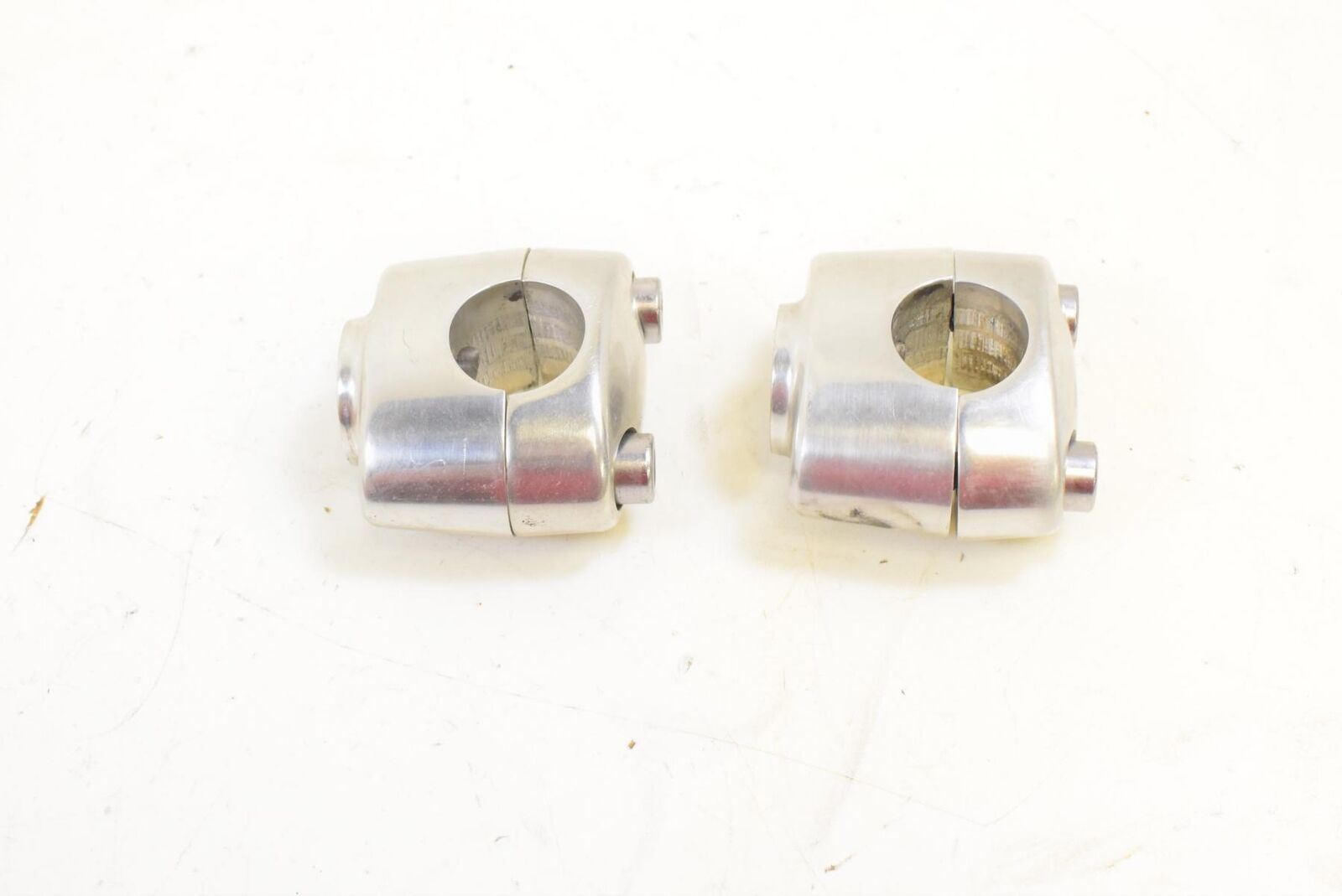 2015 Triumph Rocket III 3 Touring ABS Handlebar Handle Bar Risers SET T2046714 {{ shop.shopifyCountryName }} - Mototech271