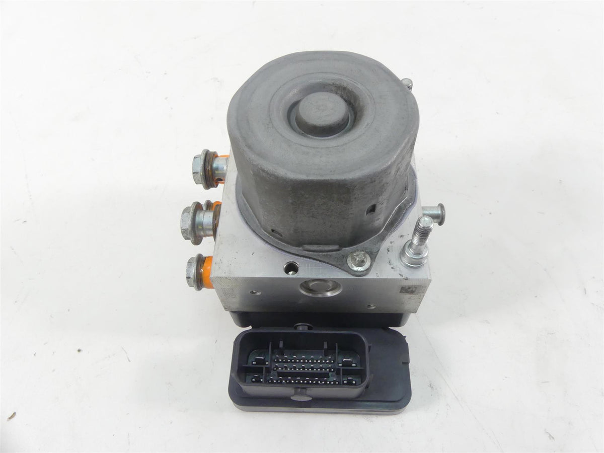 2014 Harley Touring FLHXS Street Glide Sp Abs Brake Pump Module 41100013A {{ shop.shopifyCountryName }} - Mototech271