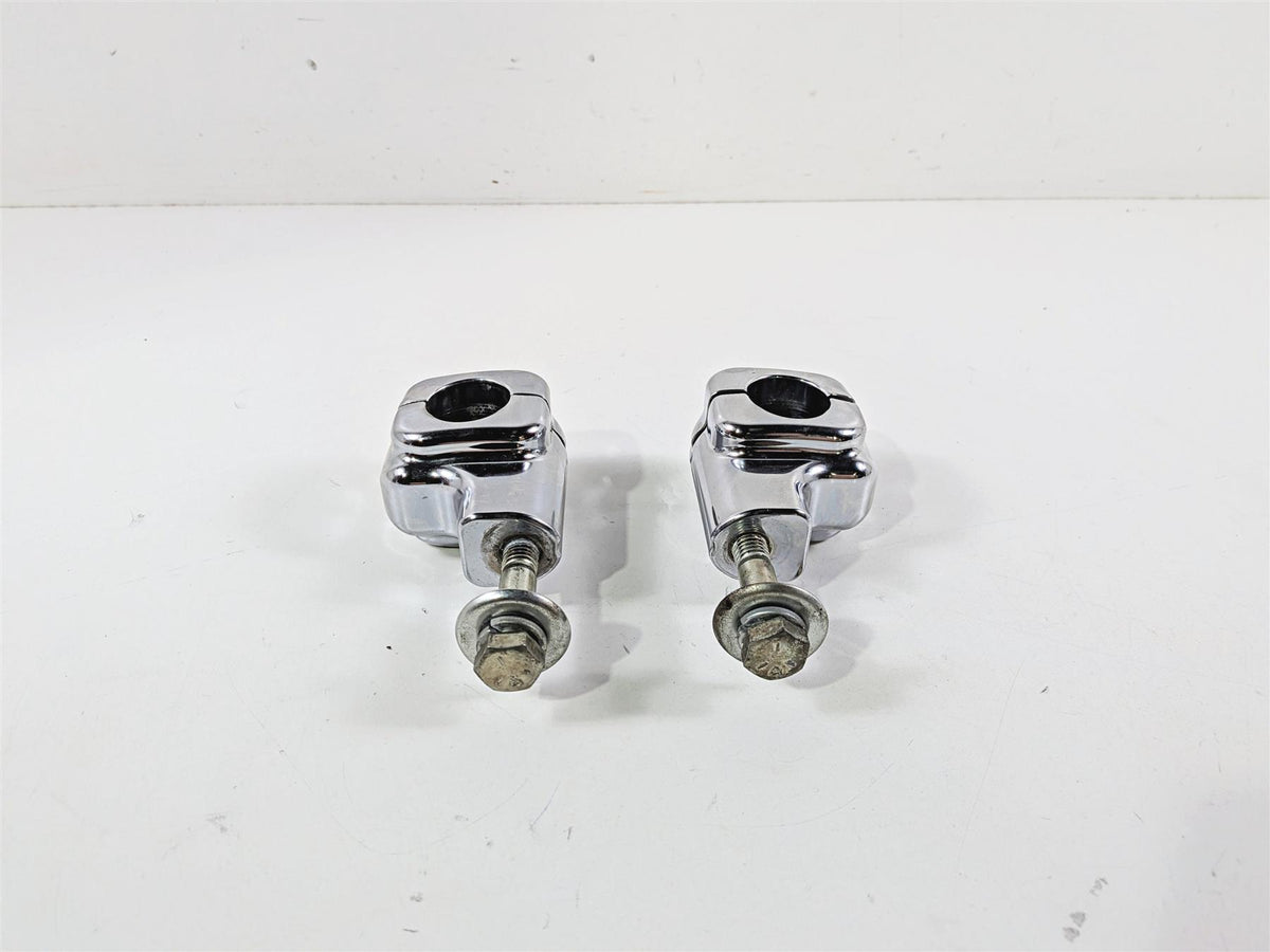 2012 Harley Softail FLSTF Fat Boy Handlebar Clamp Riser Holder 56887-07 {{ shop.shopifyCountryName }} - Mototech271
