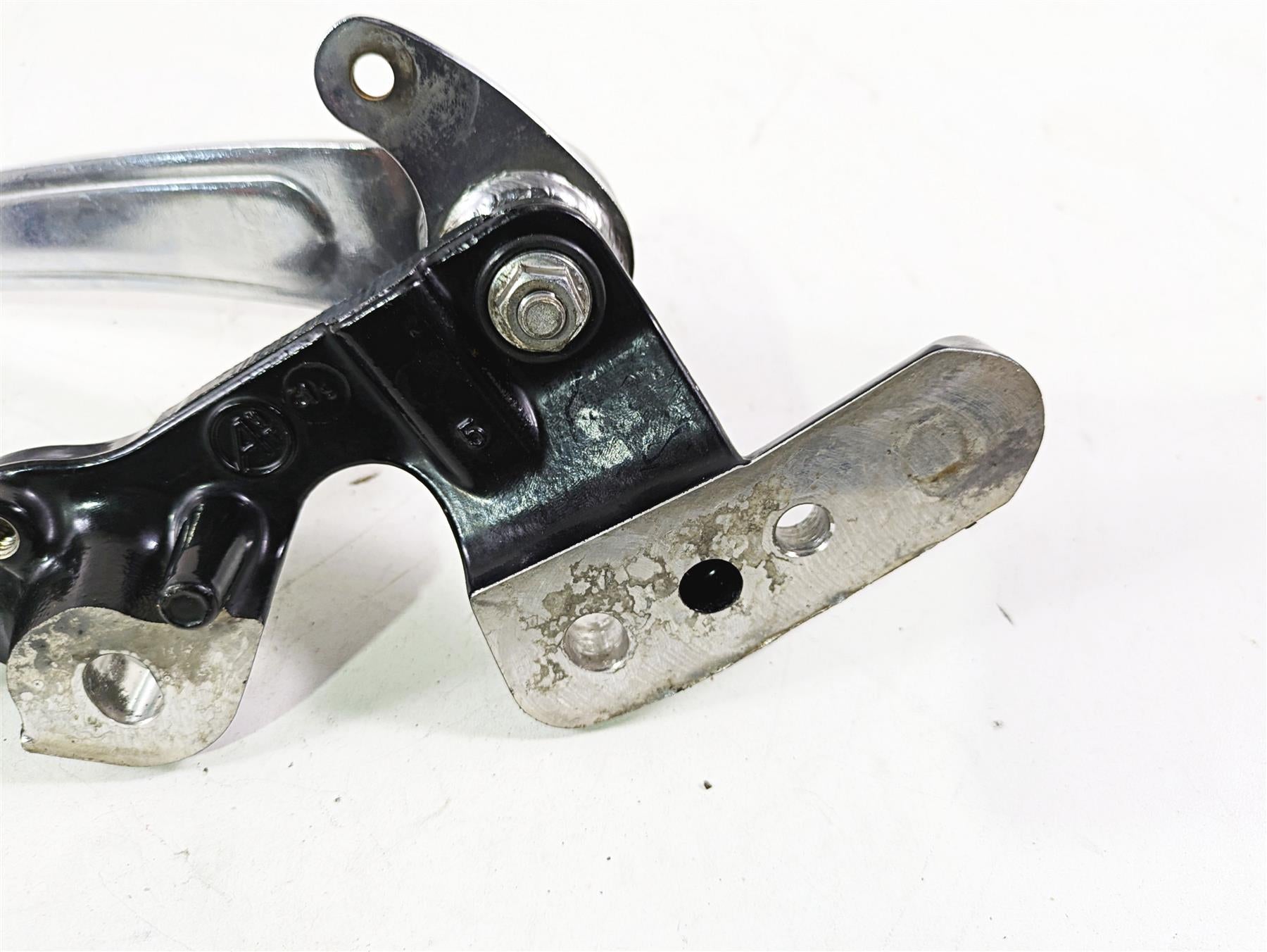 2018 Harley FXBR Softail Breakout Right Footpeg + Mount & Brake Pedal 50500746 {{ shop.shopifyCountryName }} - Mototech271