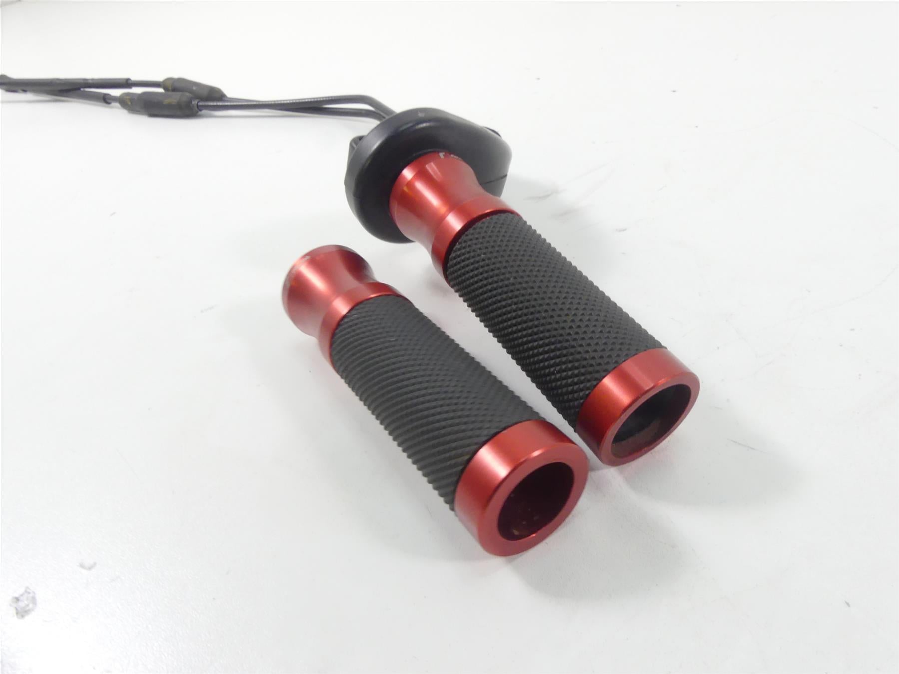 2008 Ducati 1098 S Right Hand Throttle Grip Cable Set 65420161A {{ shop.shopifyCountryName }} - Mototech271