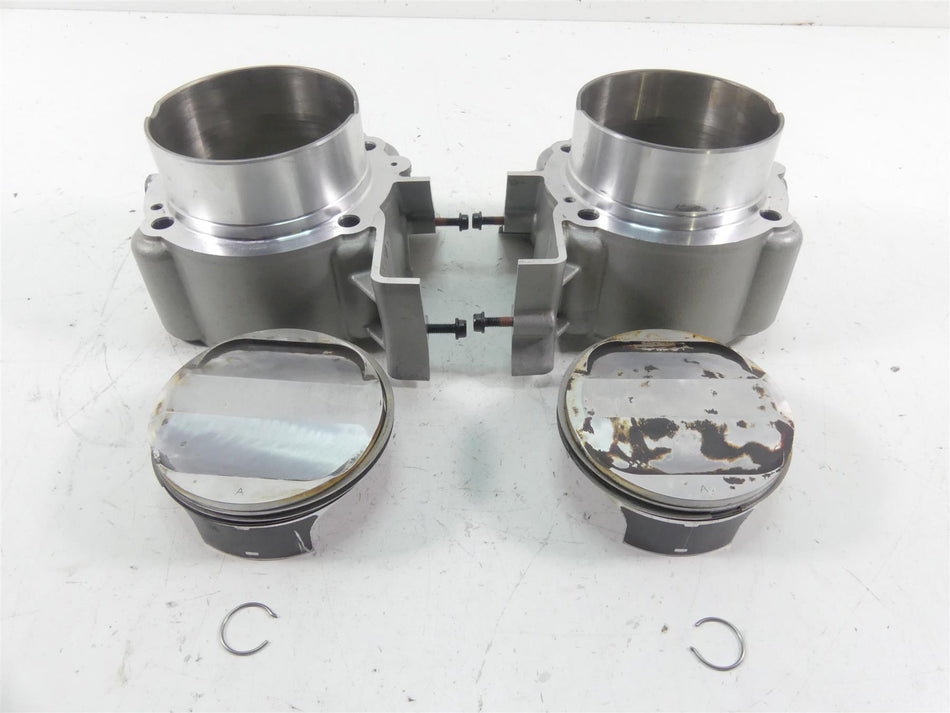 2020 Ducati Multistrada 1260 Enduro Cylinder Jug Piston Set 12022871BG 12022881B {{ shop.shopifyCountryName }} - Mototech271