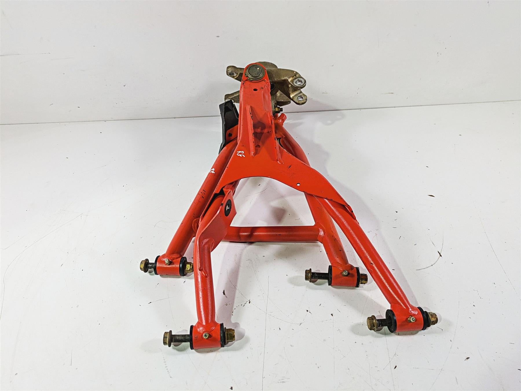 2022 Can-Am Defender XMR HD10 Front Right Control Arm Knee Magma Red 706204748 {{ shop.shopifyCountryName }} - Mototech271