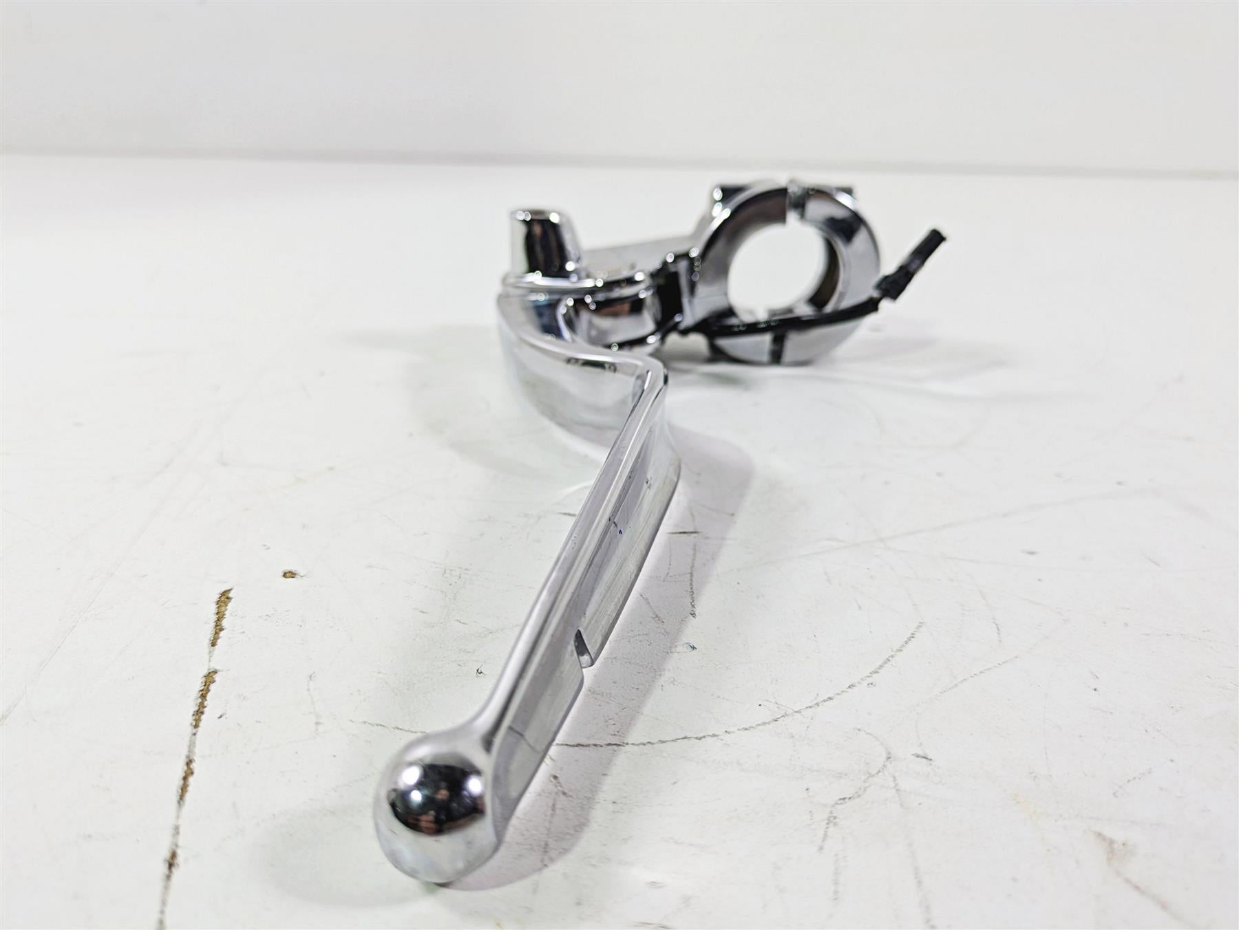 2019 Indian Chieftain Limited Chrome Clutch Perch & Lever 1327351 1323612 {{ shop.shopifyCountryName }} - Mototech271