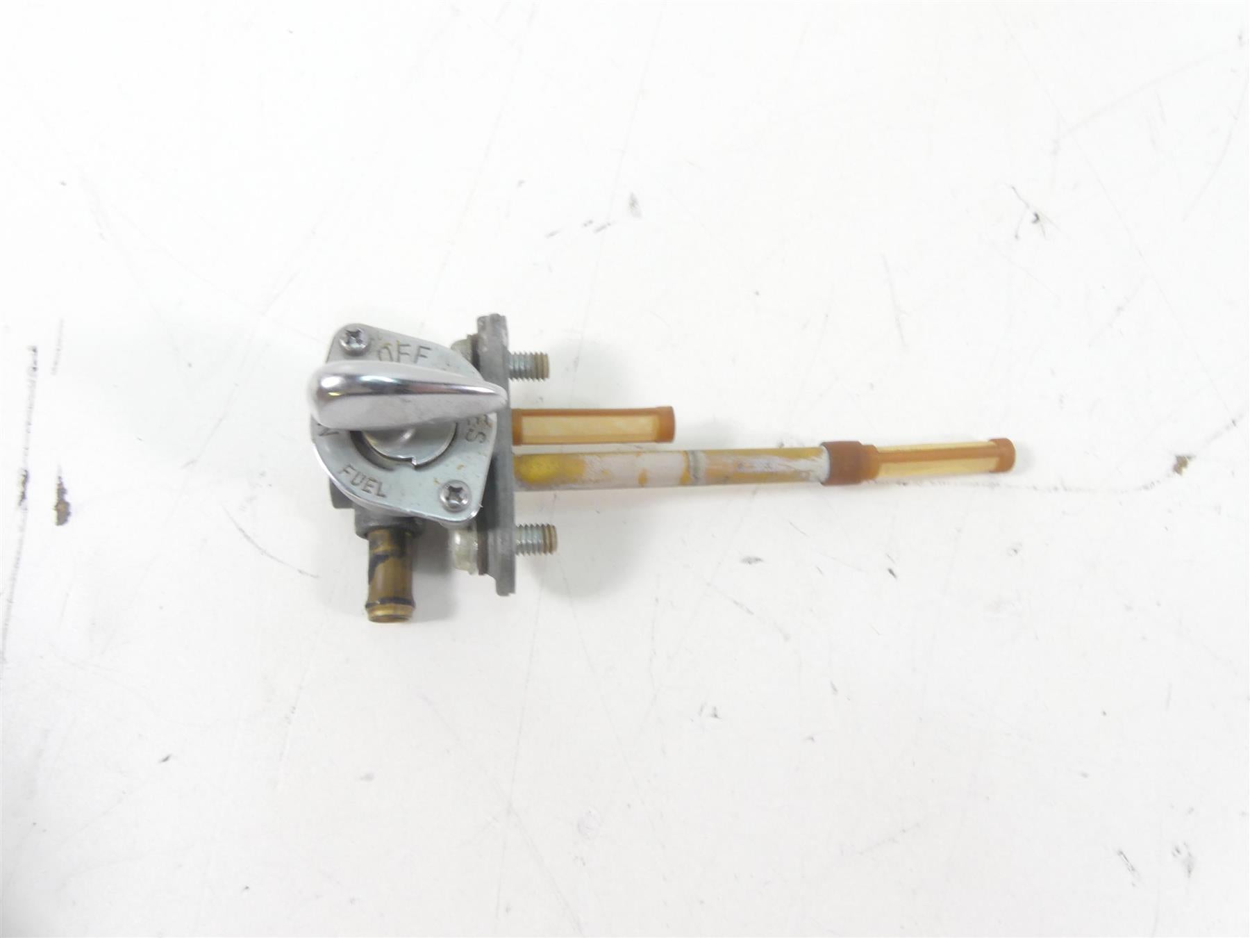 2001 Yamaha XV1600 Road Star Fuel Gas Petrol Valve Petcock 4WM-24500-00-00 {{ shop.shopifyCountryName }} - Mototech271