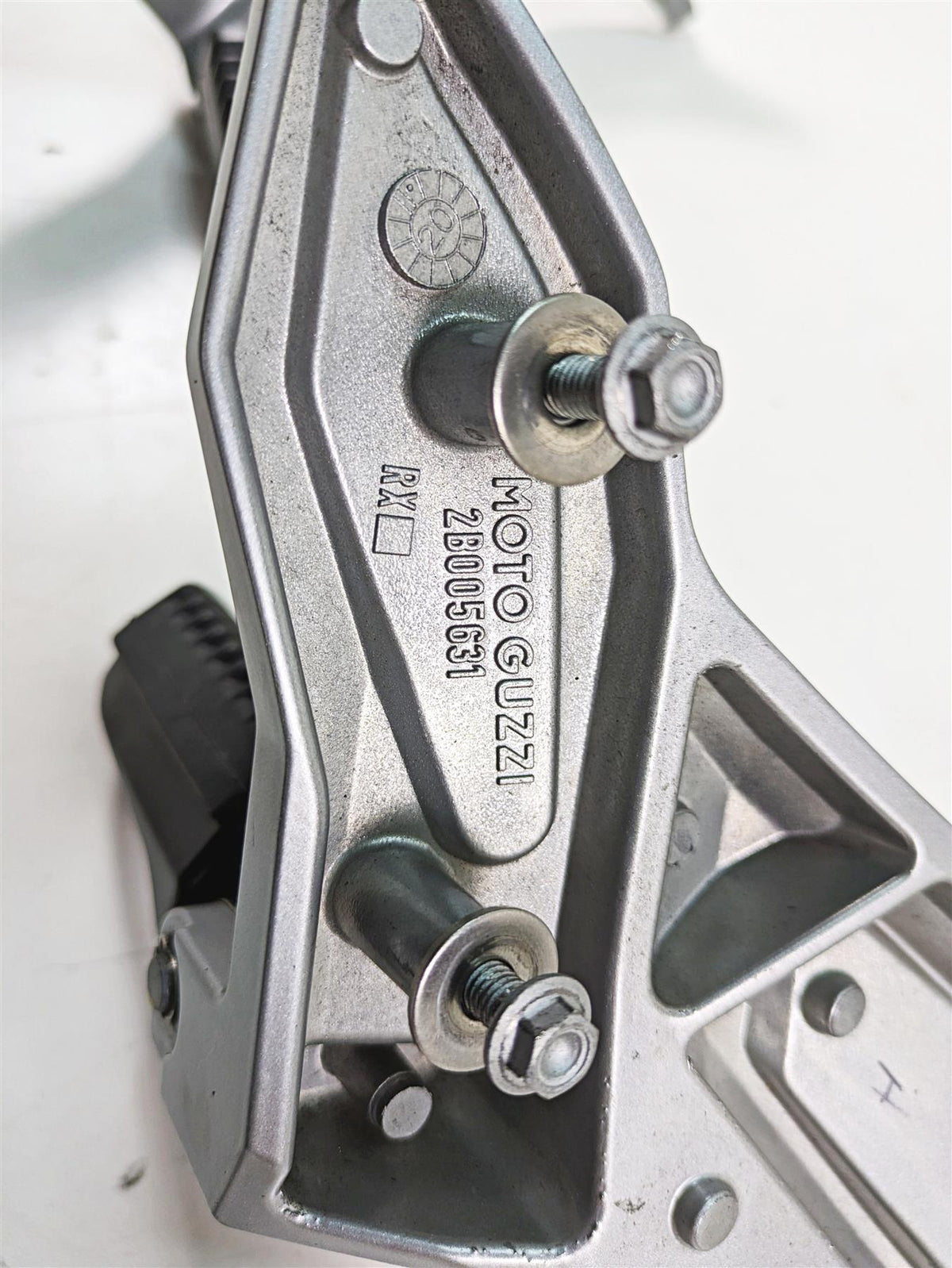 2020 Moto Guzzi V85 TT Adventure Rear Passenger Footpeg Rest Set 2B005628 {{ shop.shopifyCountryName }} - Mototech271
