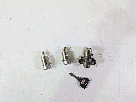 2018 Indian Chieftain Dark Horse Steering & Saddle Bag Lock & Key Set 2635146 {{ shop.shopifyCountryName }} - Mototech271