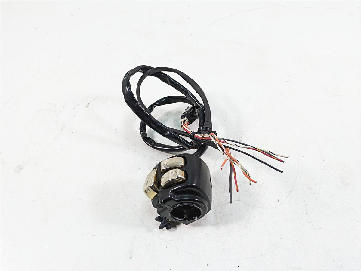 2009 Harley FXDC Dyna Super Glide Custom Right Hand Control Switch Read 71684-06 {{ shop.shopifyCountryName }} - Mototech271
