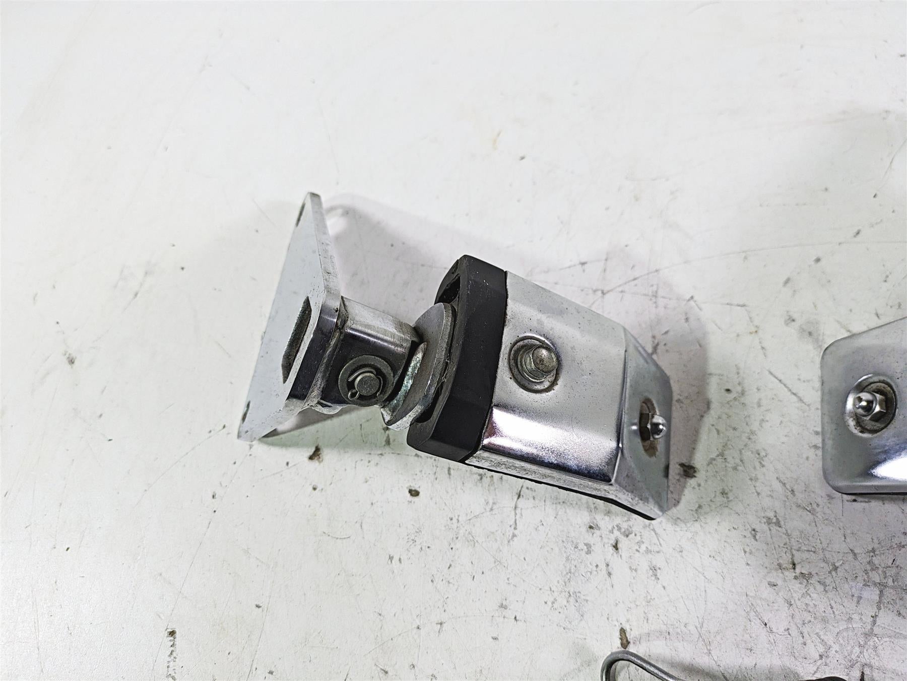 1998 Honda GL1500 Valkyrie Tour Front Footpeg Brake Shifter Set 50625-MZ0-000 {{ shop.shopifyCountryName }} - Mototech271