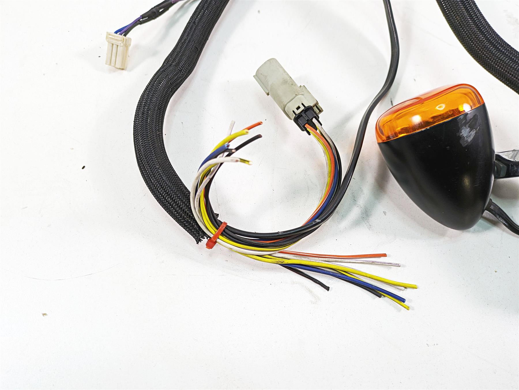 2009 Harley FXDF Dyna Fat Bob Left Hand Blinker Control Switch - Read 71682-06A {{ shop.shopifyCountryName }} - Mototech271