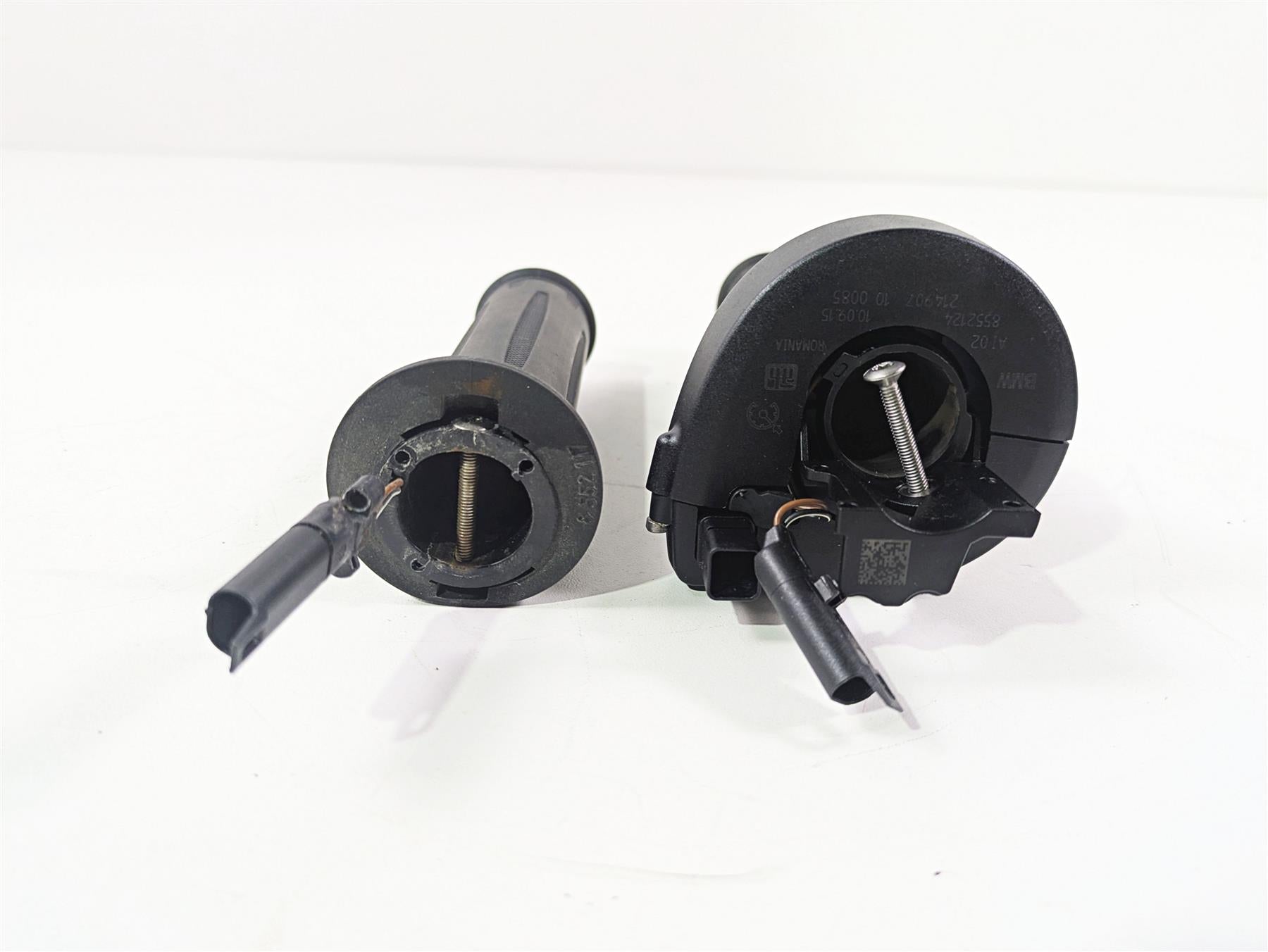 2016 BMW R1200RT K52 Heated Hand Grip Set Cruise Control 61318552117 61318552124 {{ shop.shopifyCountryName }} - Mototech271