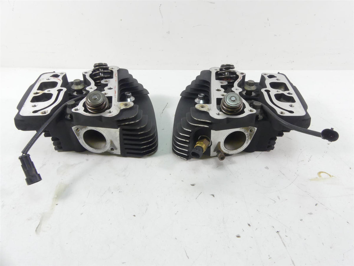 2013 Harley Touring FLHX Street Glide Cylinderheads Cylinder Head Set 17192-06B {{ shop.shopifyCountryName }} - Mototech271