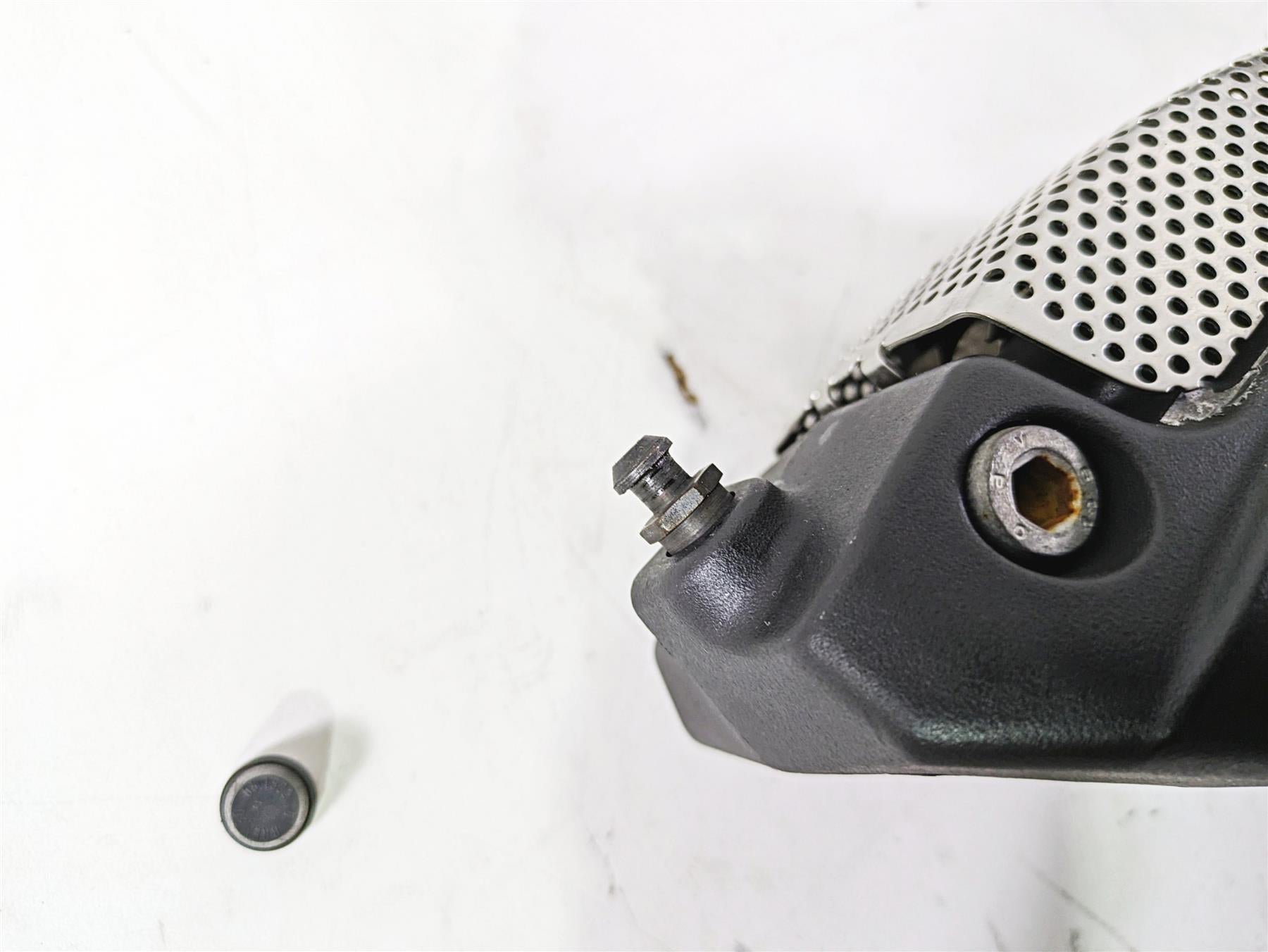 2013 Harley VRSCDX Night Rod Sp Rear Brake Caliper & Line 43050-08 {{ shop.shopifyCountryName }} - Mototech271