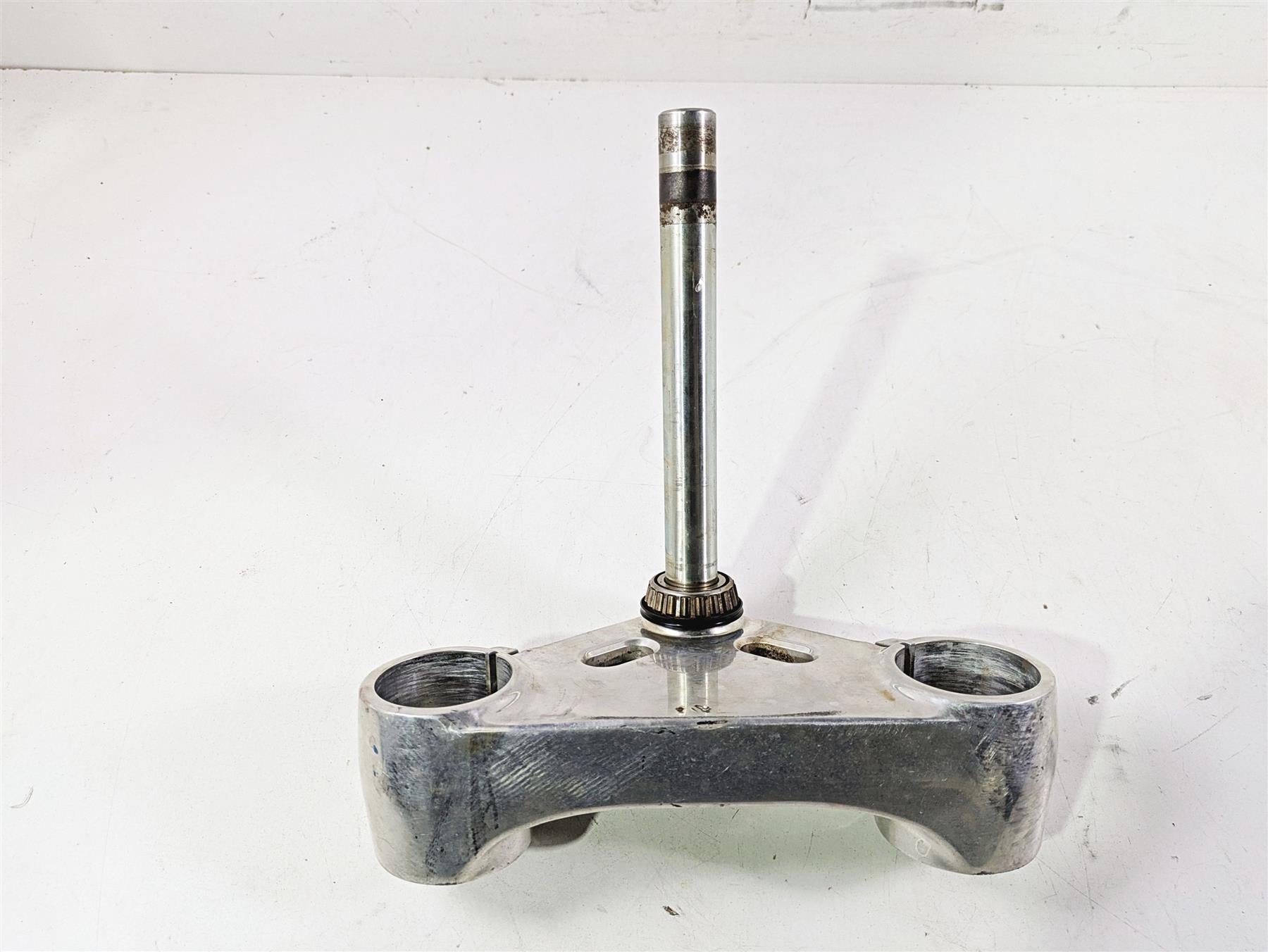 2013 Harley VRSCF Muscle Rod Lower Triple Tree Steering Clamp 46892-09B | Mototech271