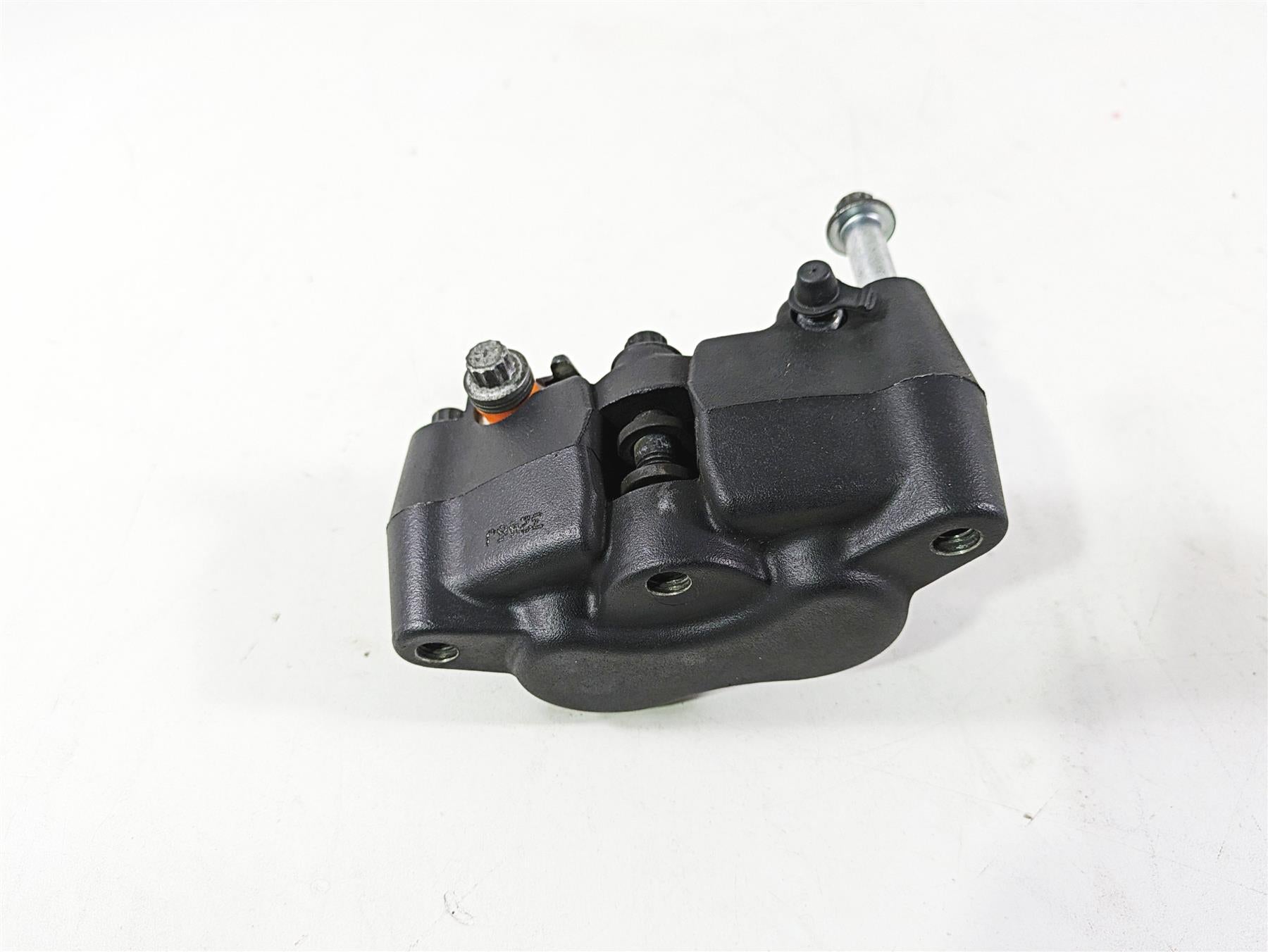 2017 Harley Dyna FXDB Street Bob Front Brake Caliper 41300001 {{ shop.shopifyCountryName }} - Mototech271