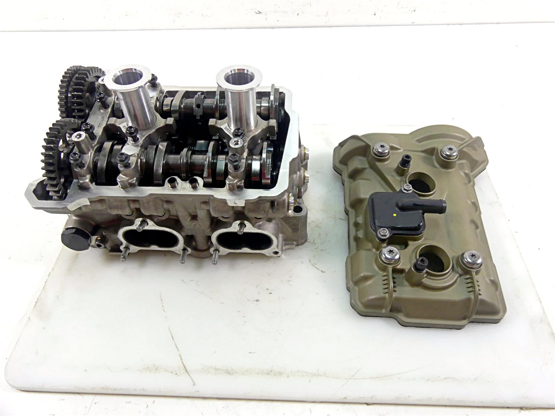 2018 Ducati Panigale 1100 V4 S Front Cylinderhead Cylinder Head 30125191AR | Mototech271