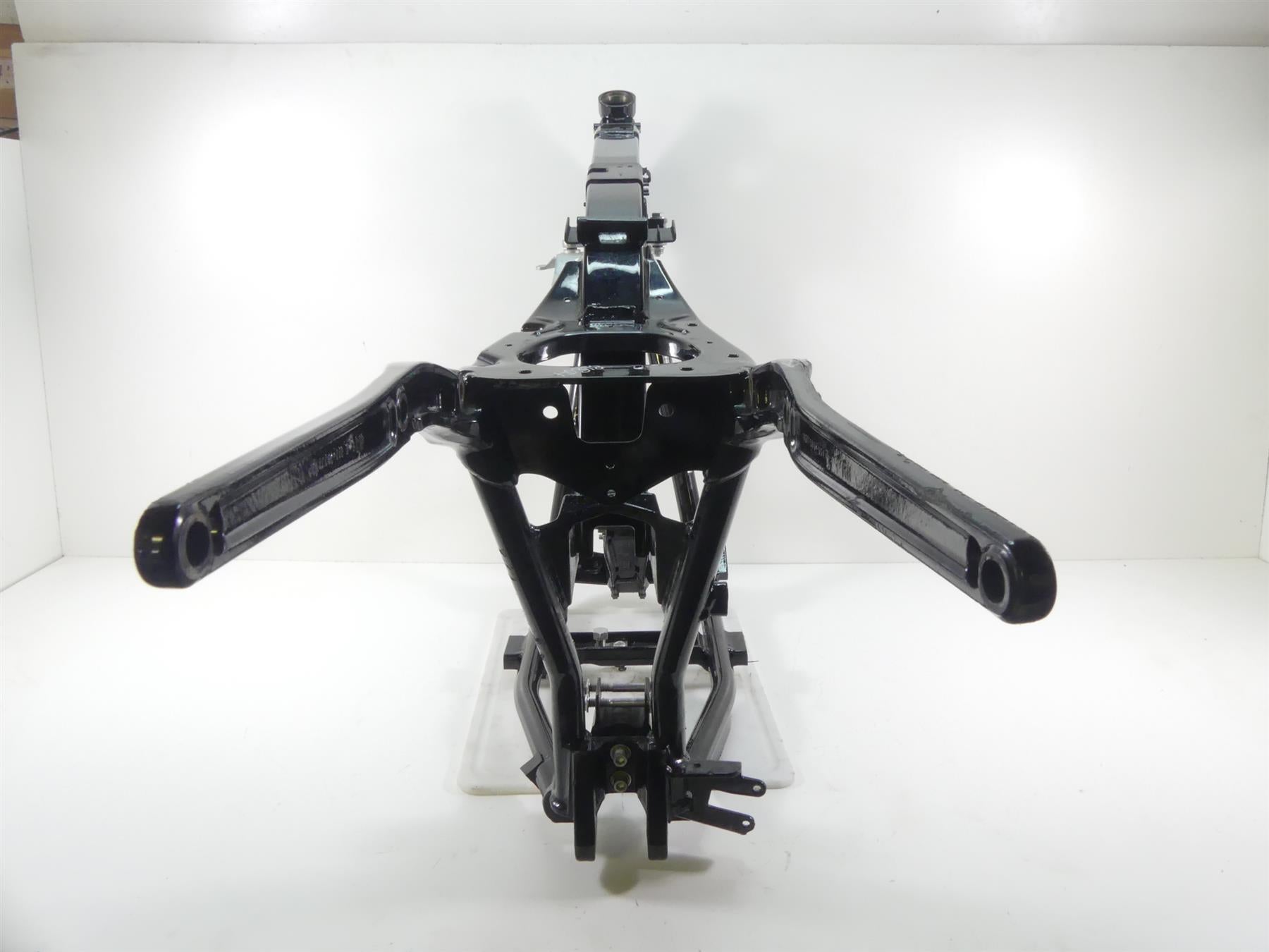 2016 Harley FXDLS Dyna Low Rider Bent Chassis Frame 29Dgr Slvg 47745-06B {{ shop.shopifyCountryName }} - Mototech271